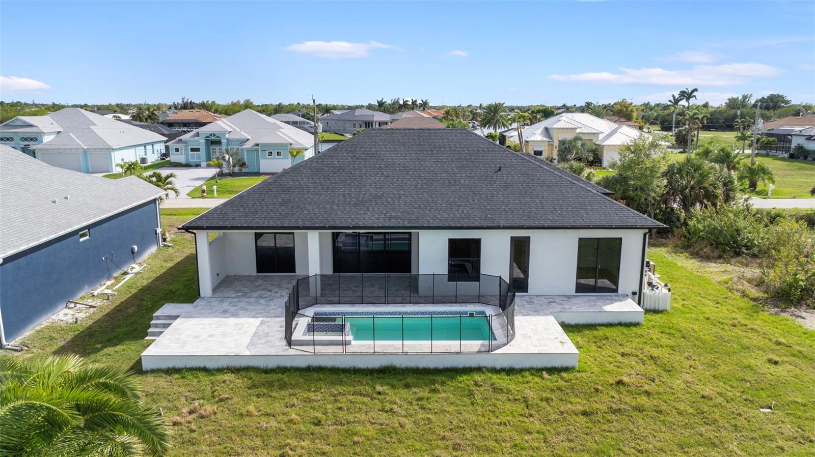 SOUTH GULF COVE - Residential