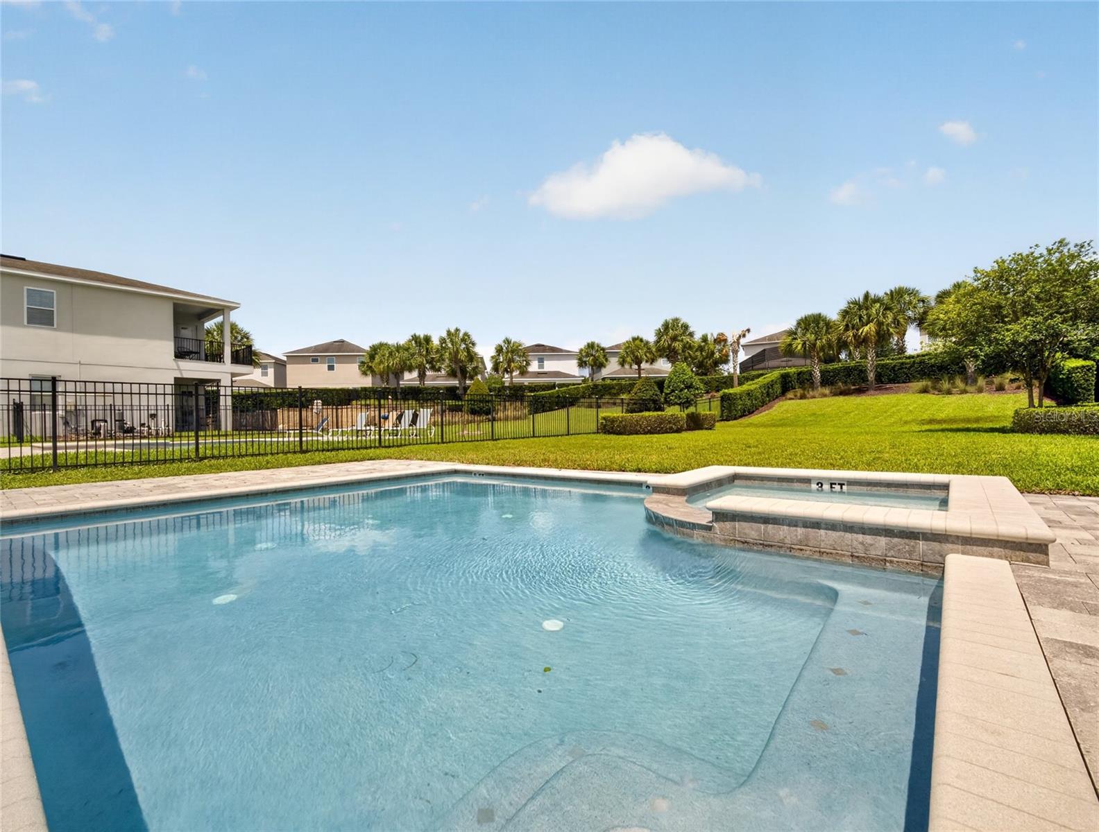 REUNION WEST PH 2 EAST - Residential
