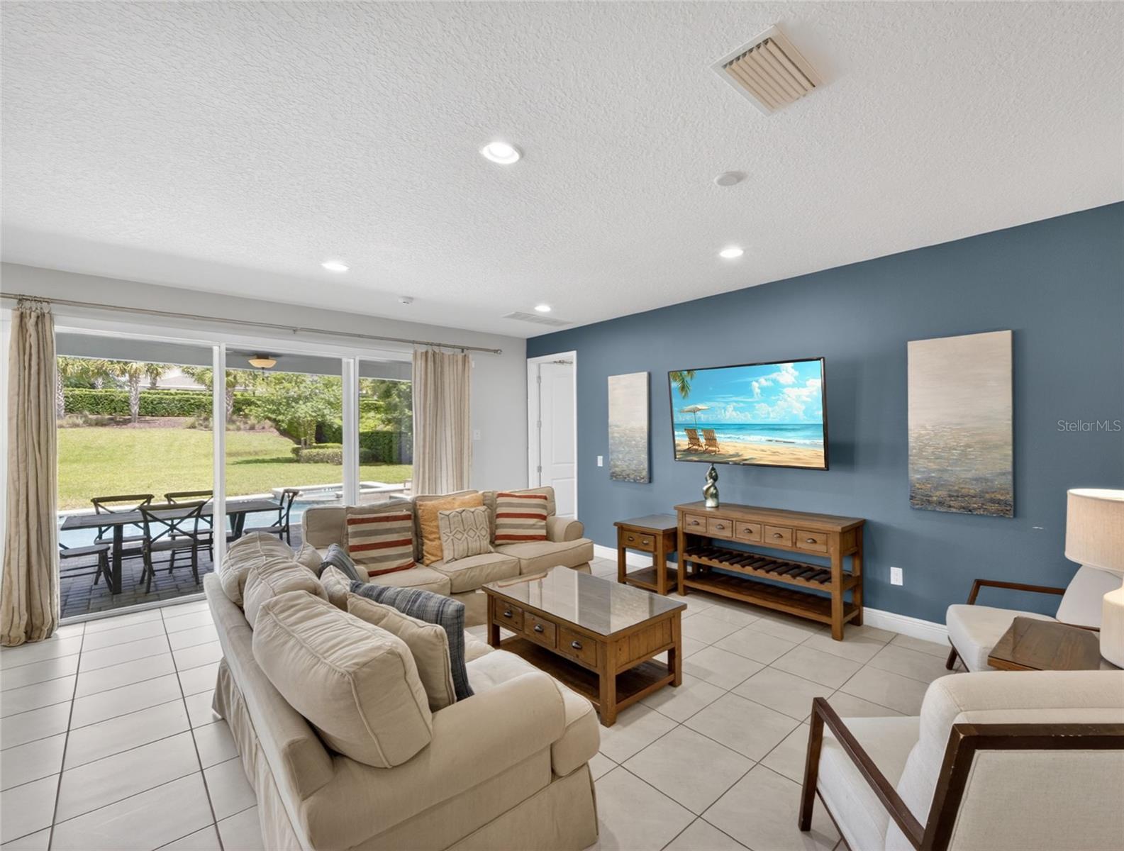 REUNION WEST PH 2 EAST - Residential