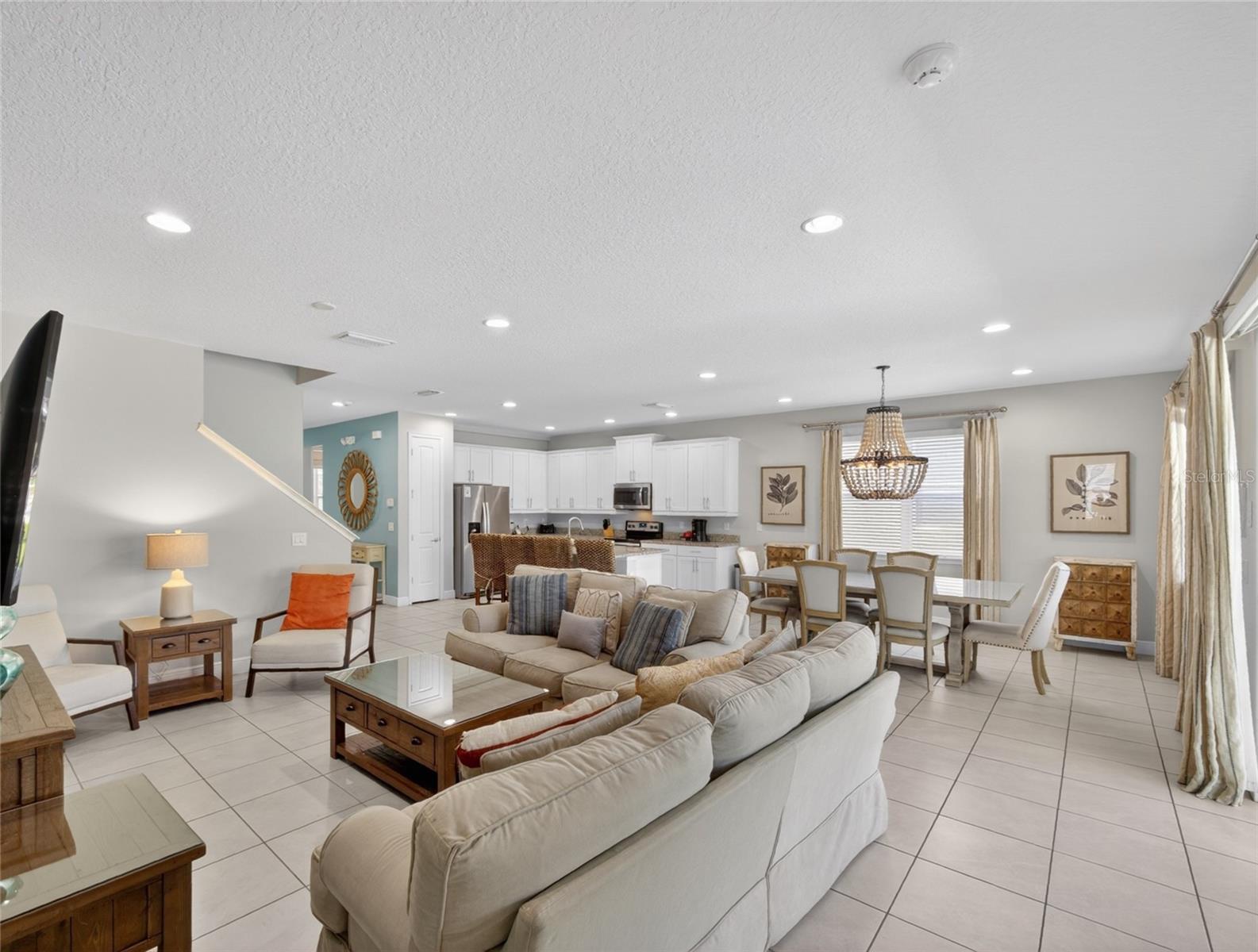 REUNION WEST PH 2 EAST - Residential