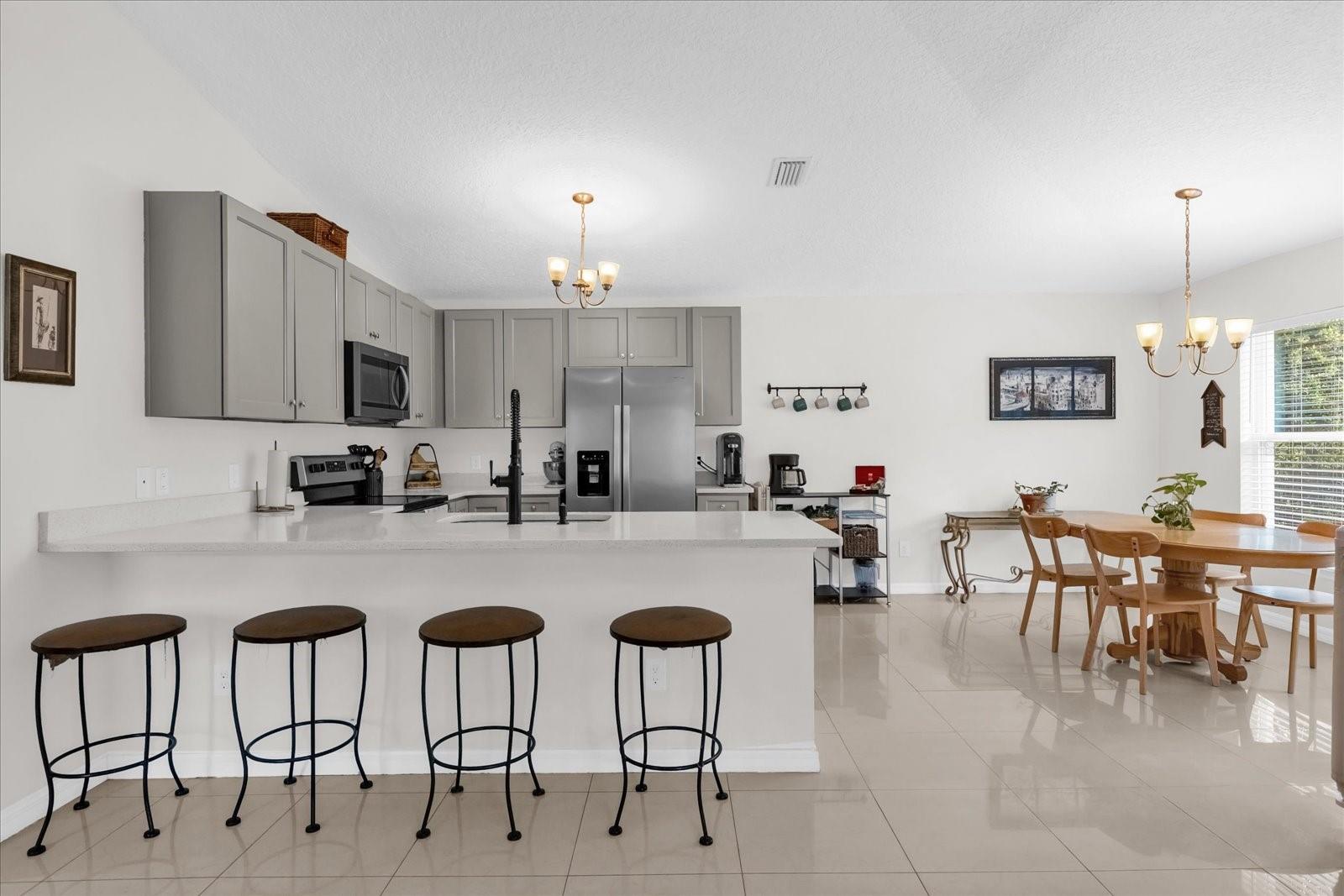 339 CHINABERRY AVENUE