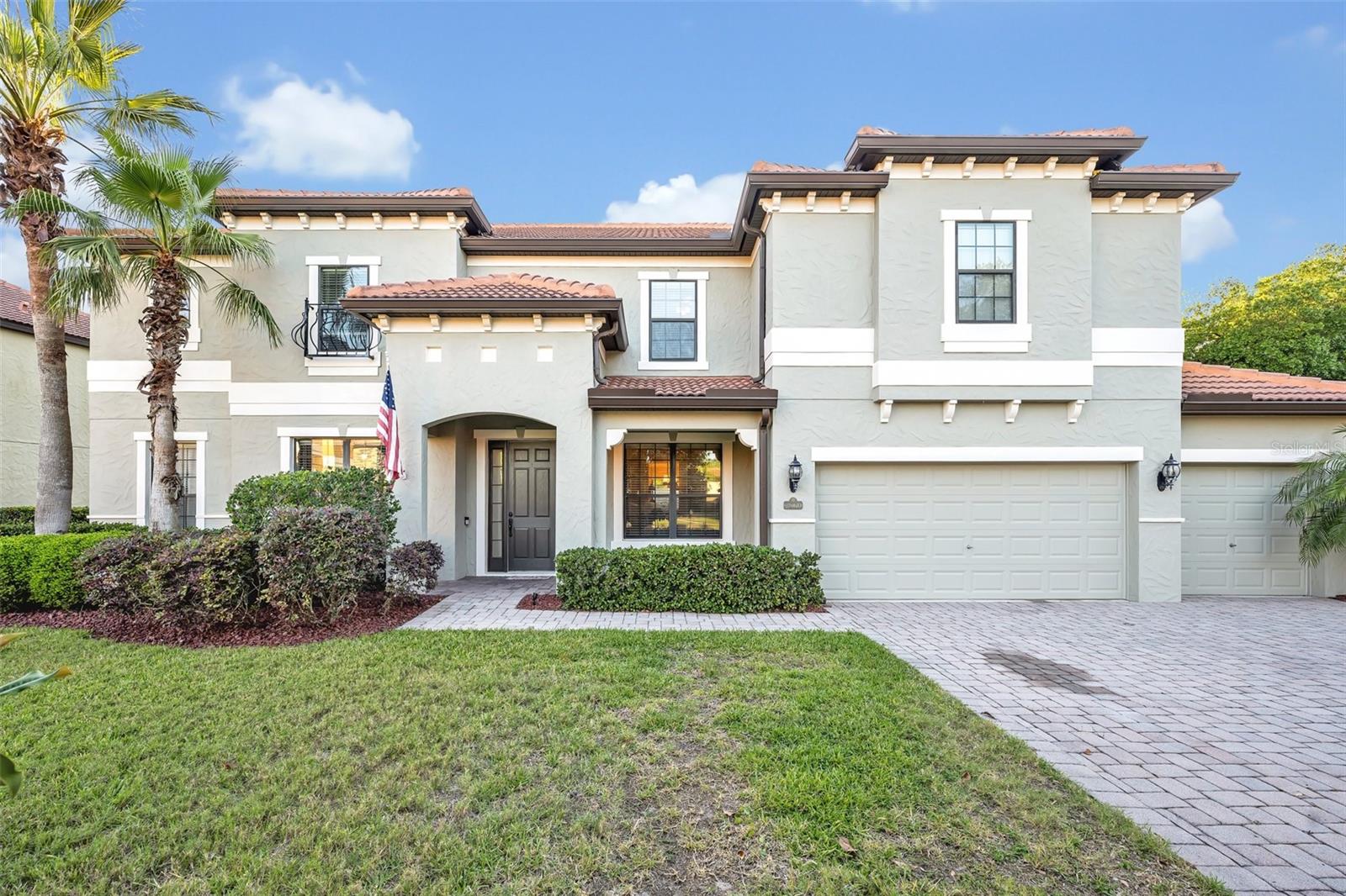 2860 FALCONHILL DRIVE