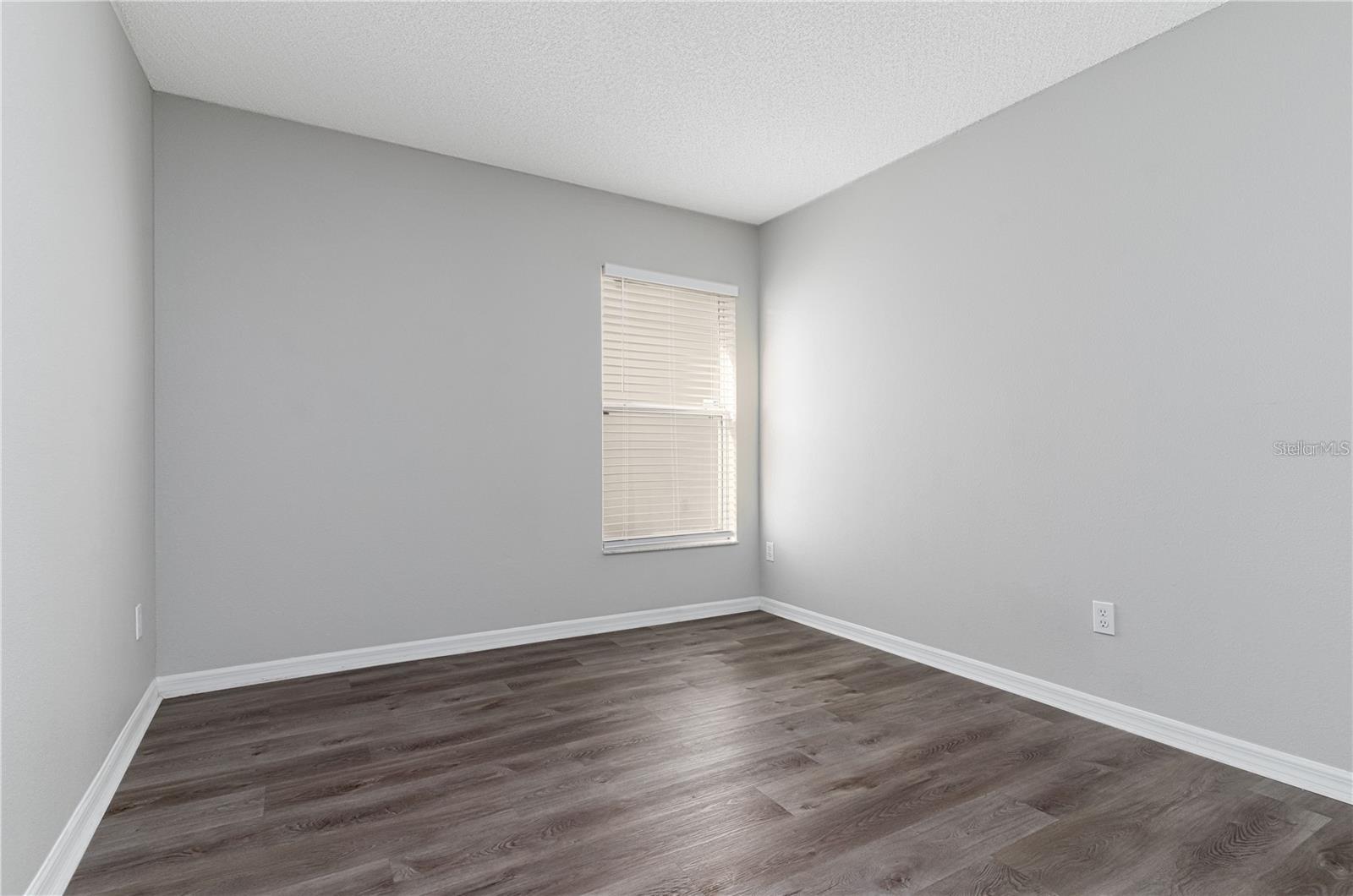 SEASONS - Residential Lease