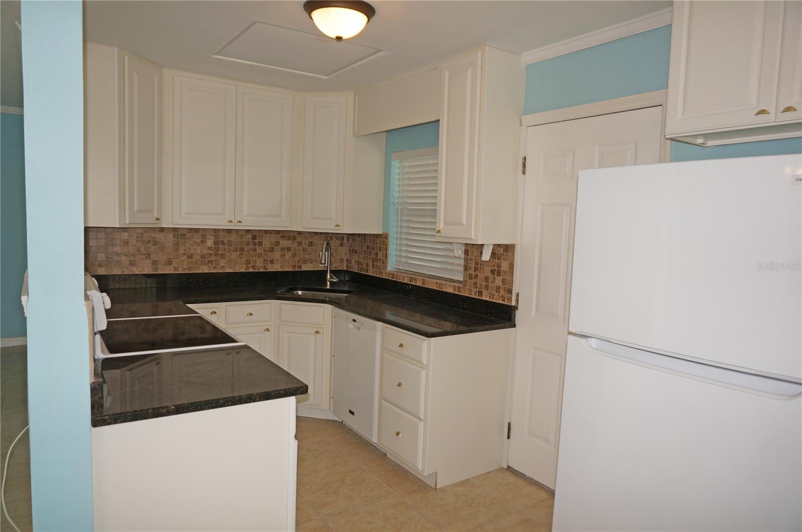 4411 CONWAY BOULEVARD