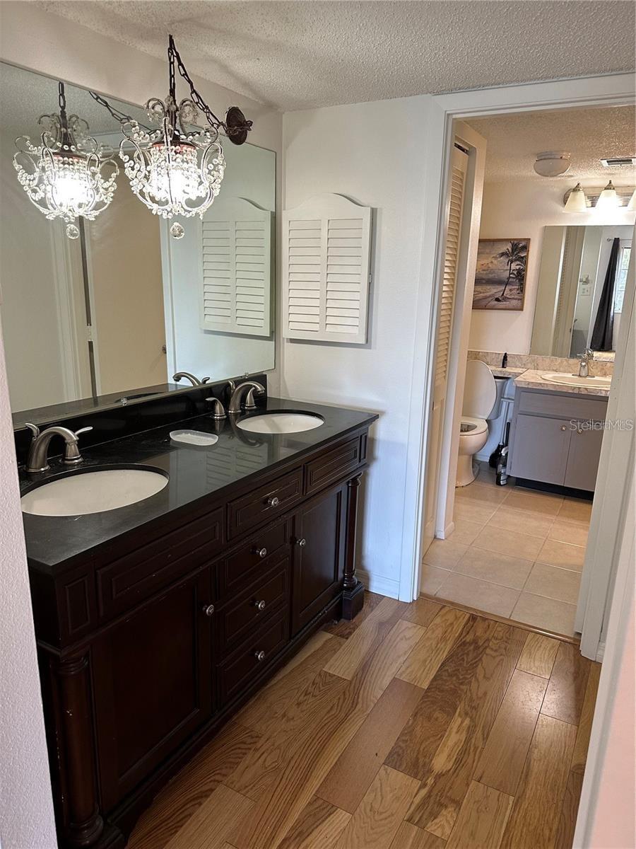 PLAZA GARDENS - Residential Lease