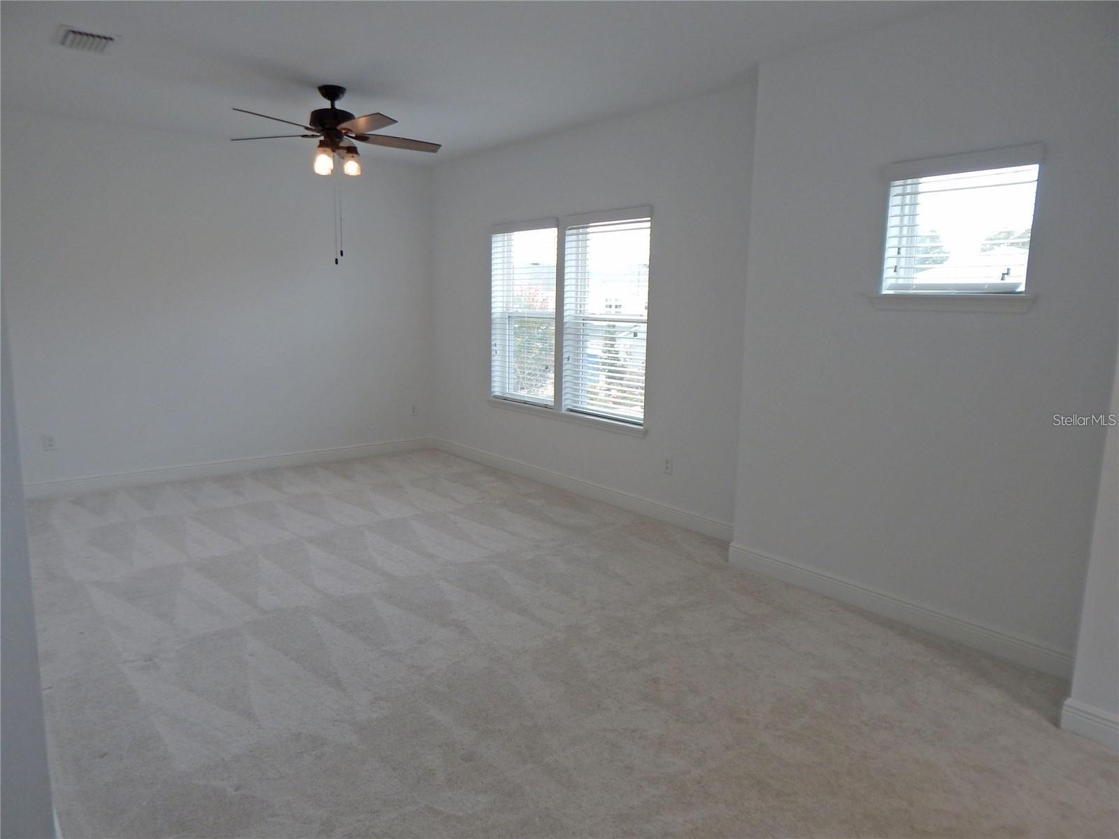 FISHHAWK RANCH WEST PH 4A - Residential Lease
