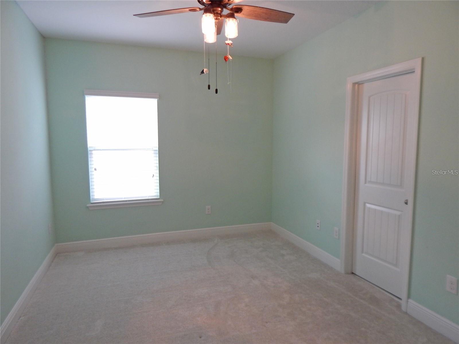 FISHHAWK RANCH WEST PH 4A - Residential Lease