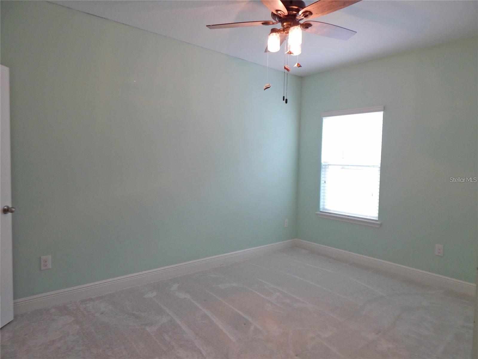 FISHHAWK RANCH WEST PH 4A - Residential Lease