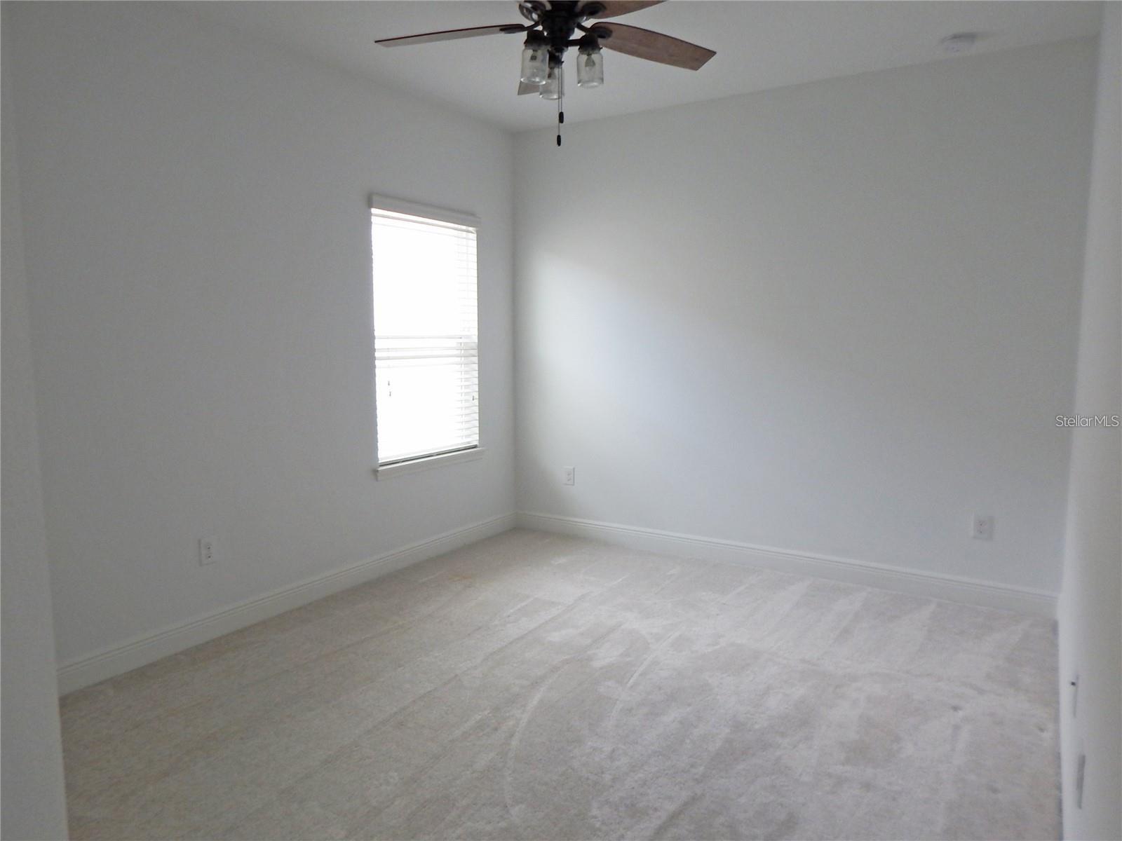 FISHHAWK RANCH WEST PH 4A - Residential Lease