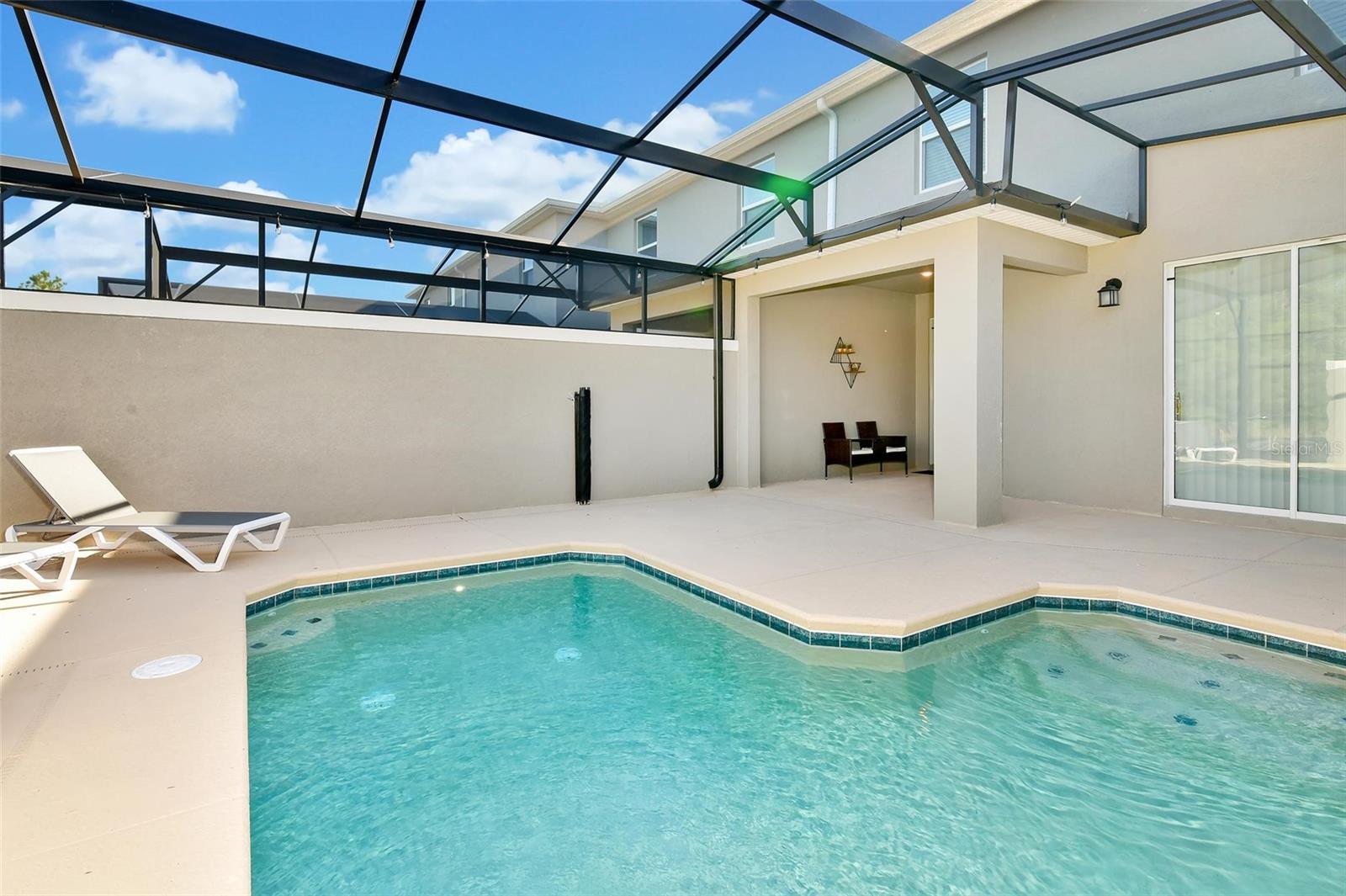 COVE AT STOREY LAKE 5 - Residential