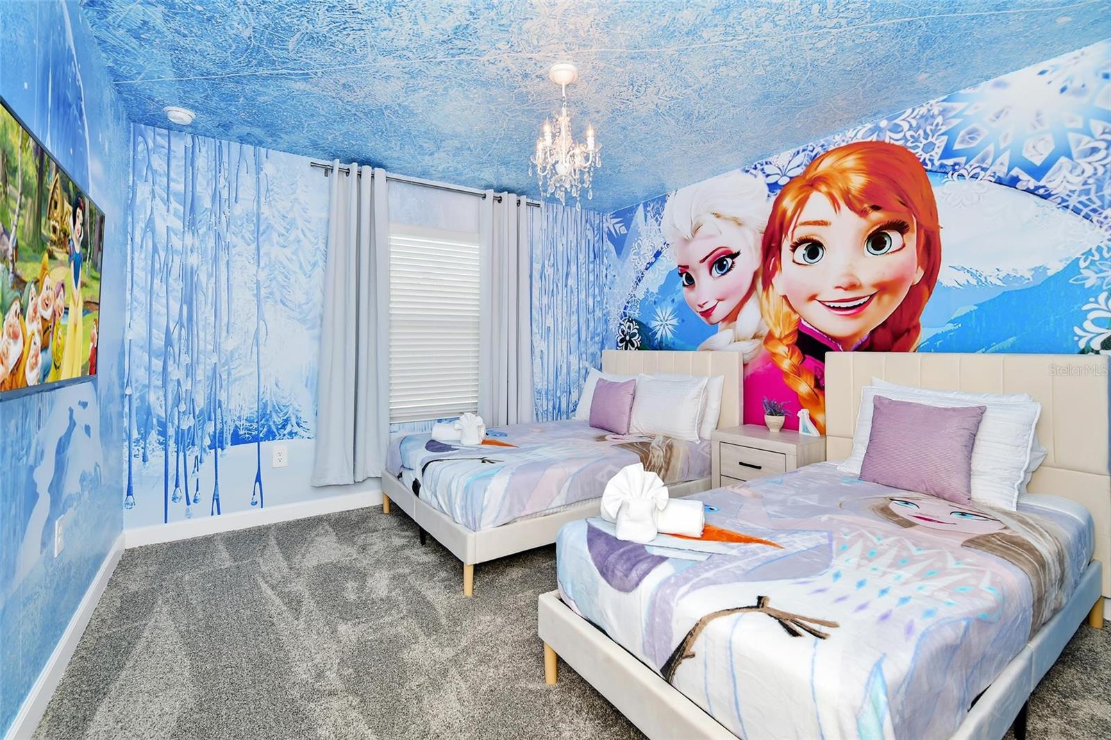 COVE AT STOREY LAKE 5 - Residential