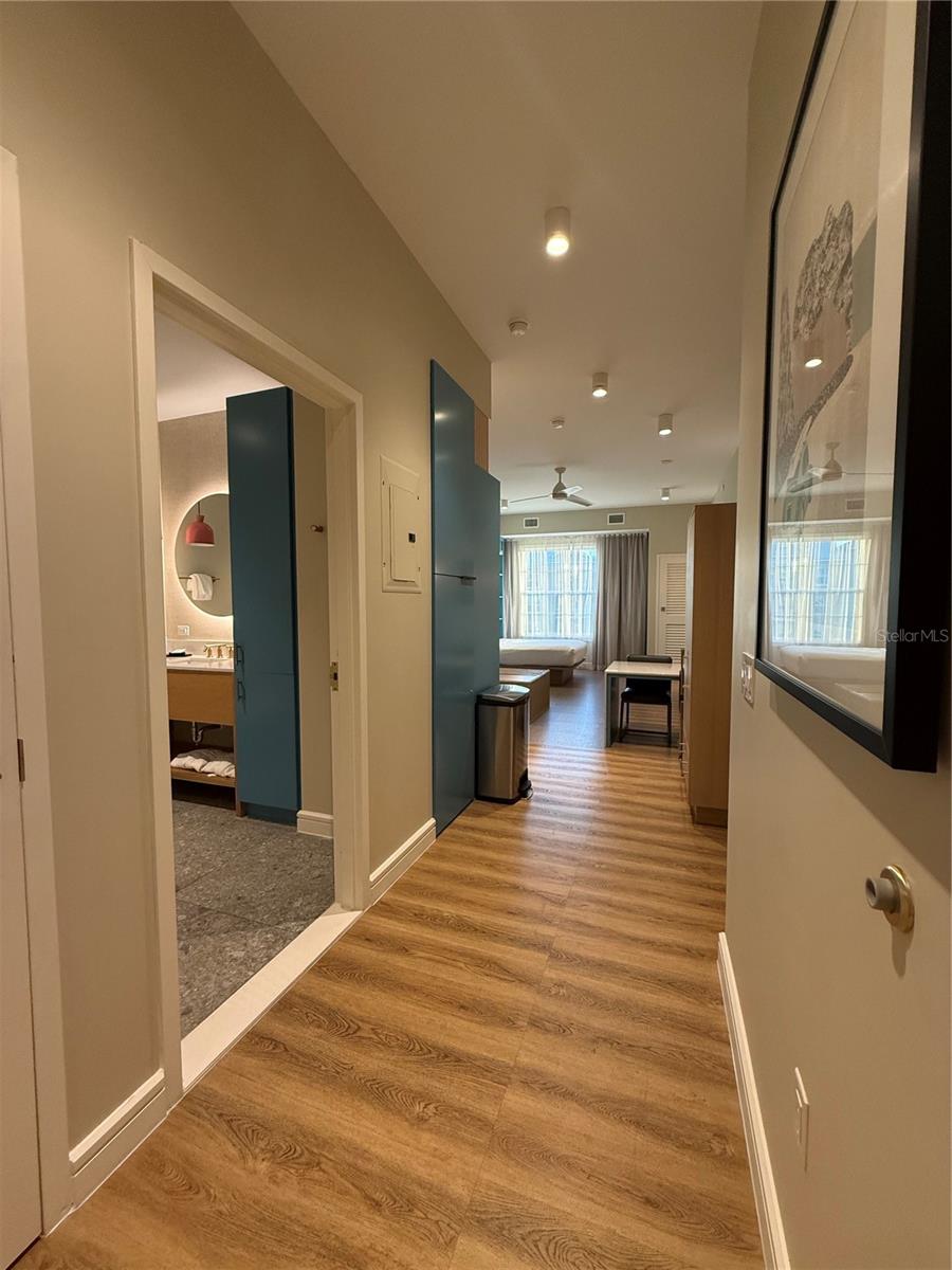 3151 SUNSET WALK DR 516