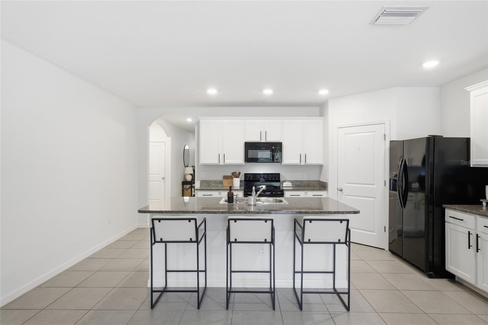 SILVERADO RANCH - Residential