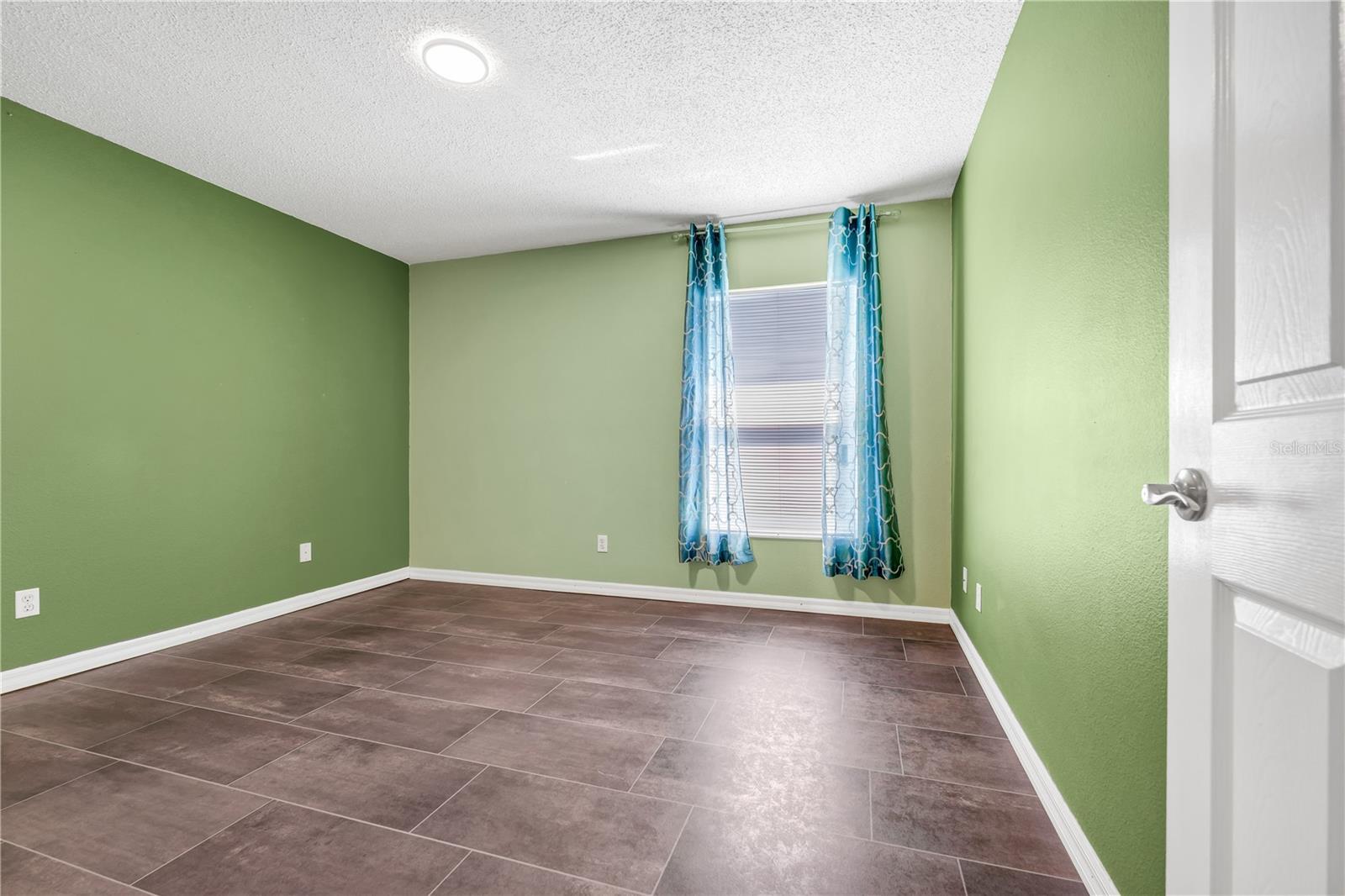 WATERFORD CHASE - Residential