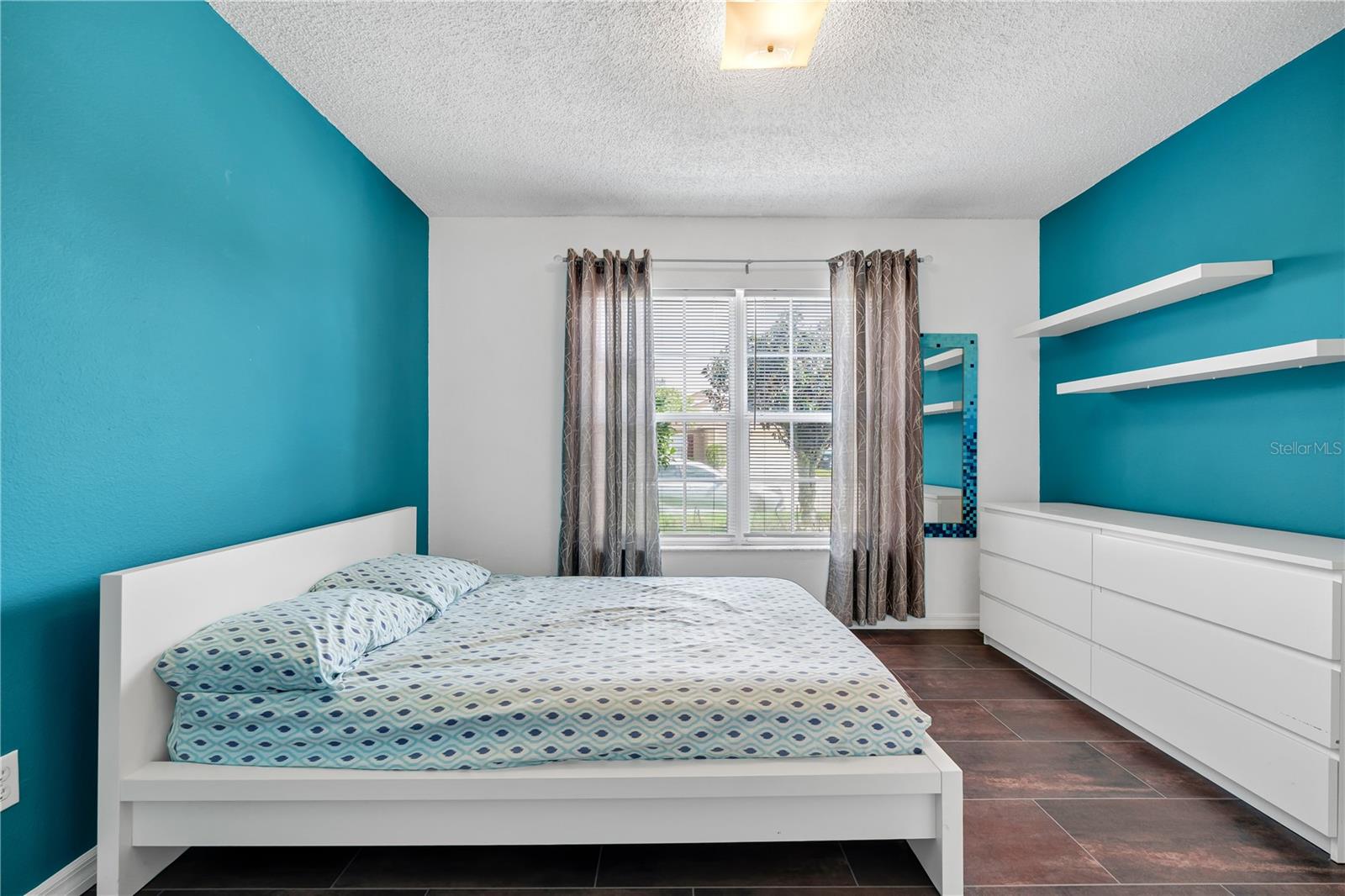 WATERFORD CHASE - Residential