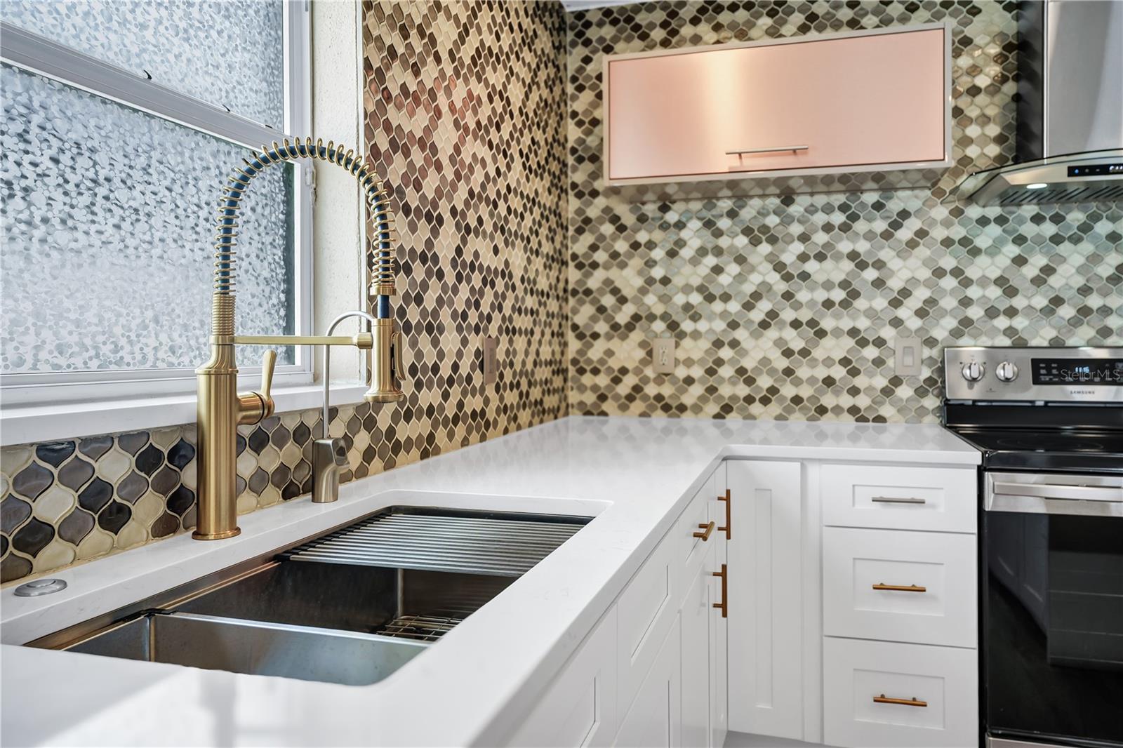 WATERFORD CHASE - Residential