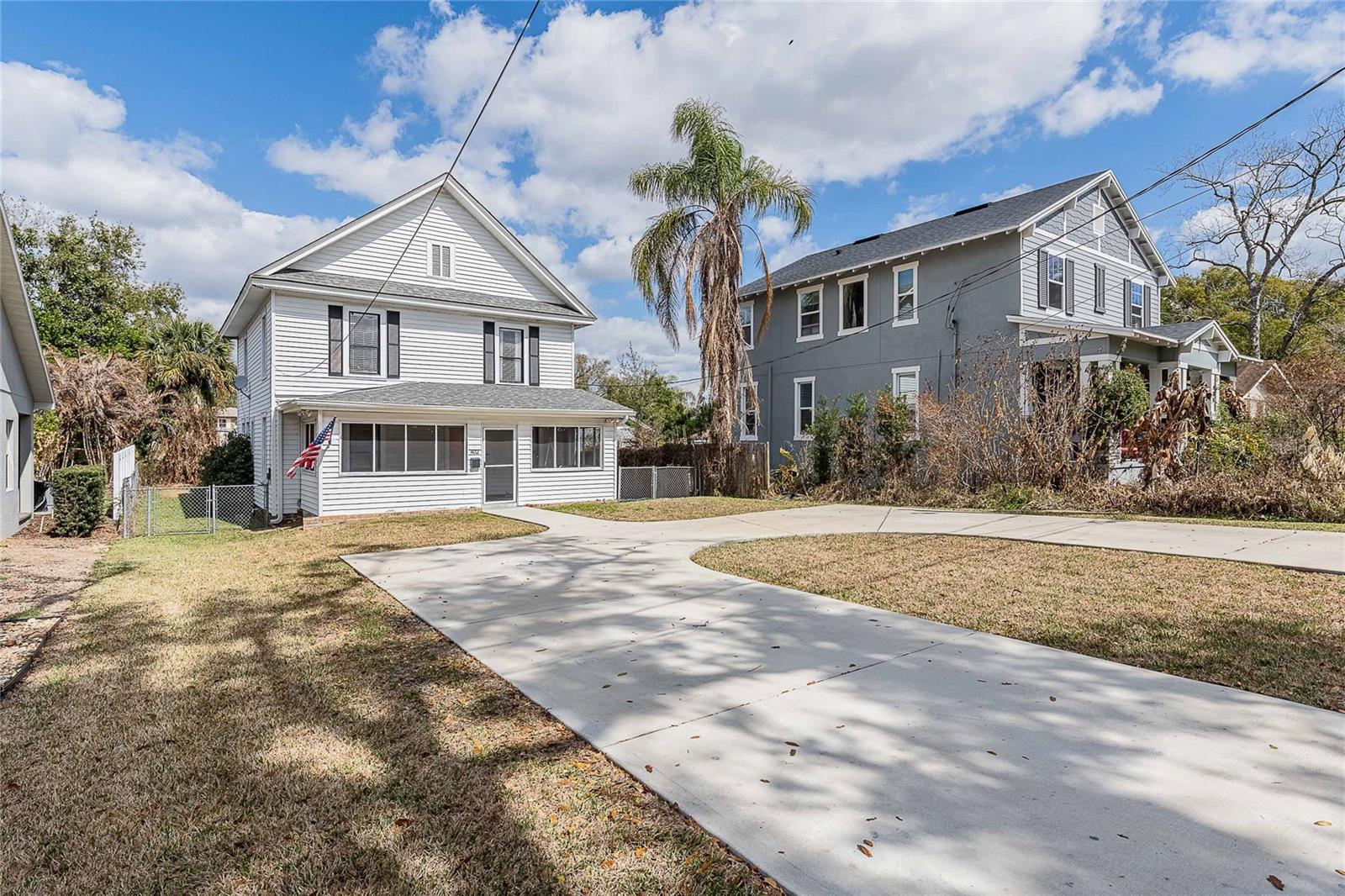 402 E POINSETTIA STREET