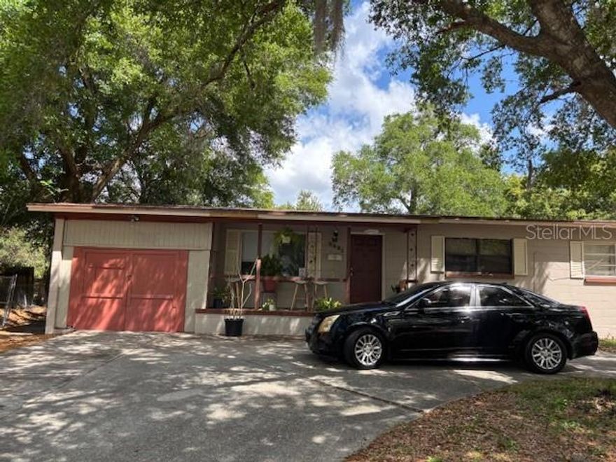 THIS HOME IS  CLOSE TO SCHOOLS, BUS STOPS. NEW ROOF ABOUT 5 MONTHS OLD. LOTS YARD SPACE. FENCE YARD.