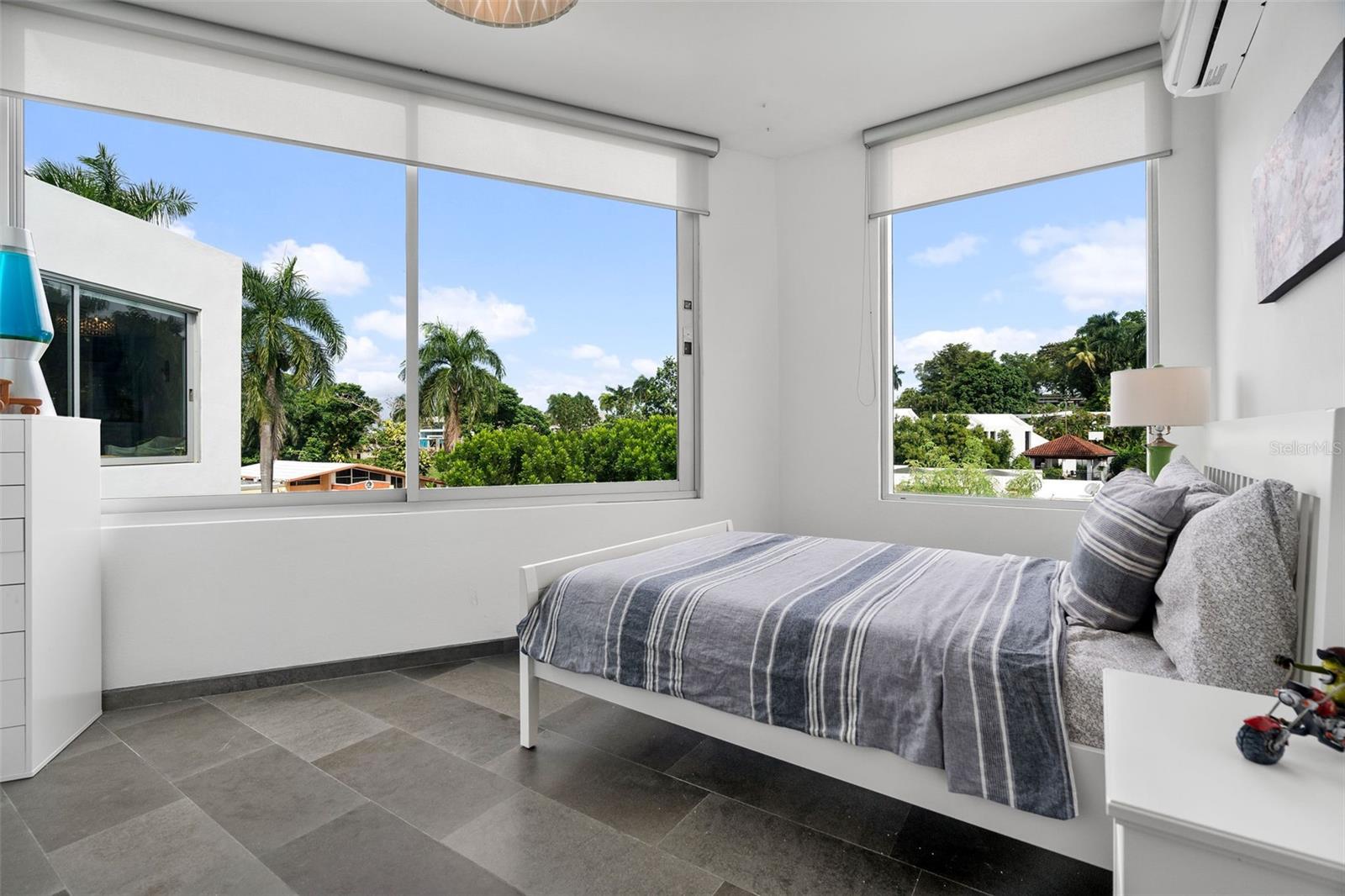 URBANIZACION SAN FRANCISCO - Residential