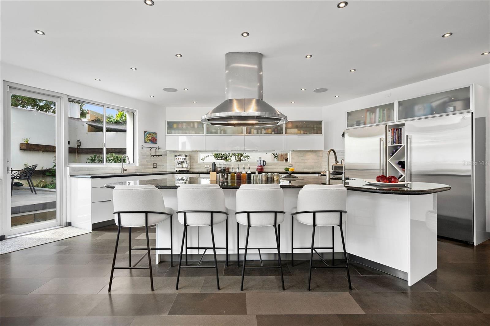 URBANIZACION SAN FRANCISCO - Residential