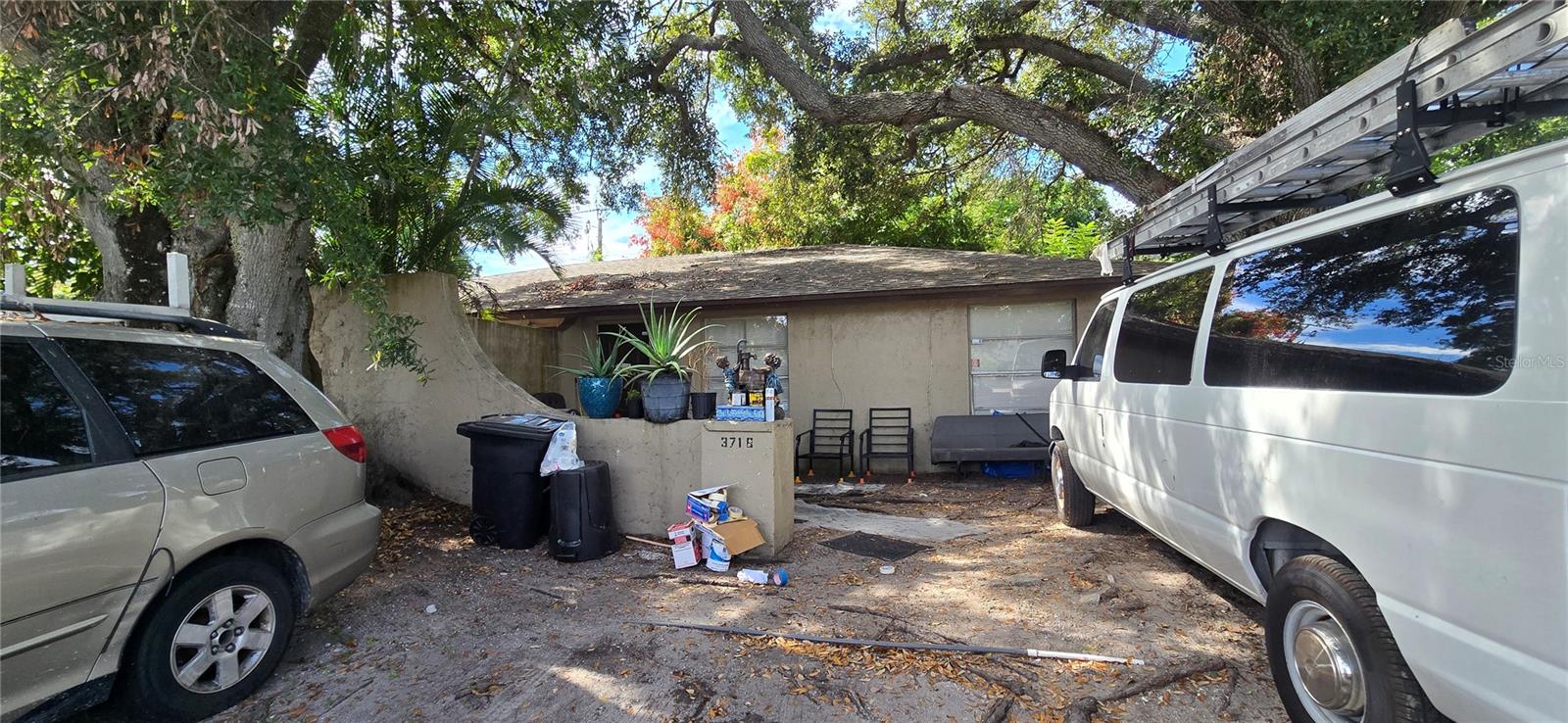 LAUREL PARK - Residential Income