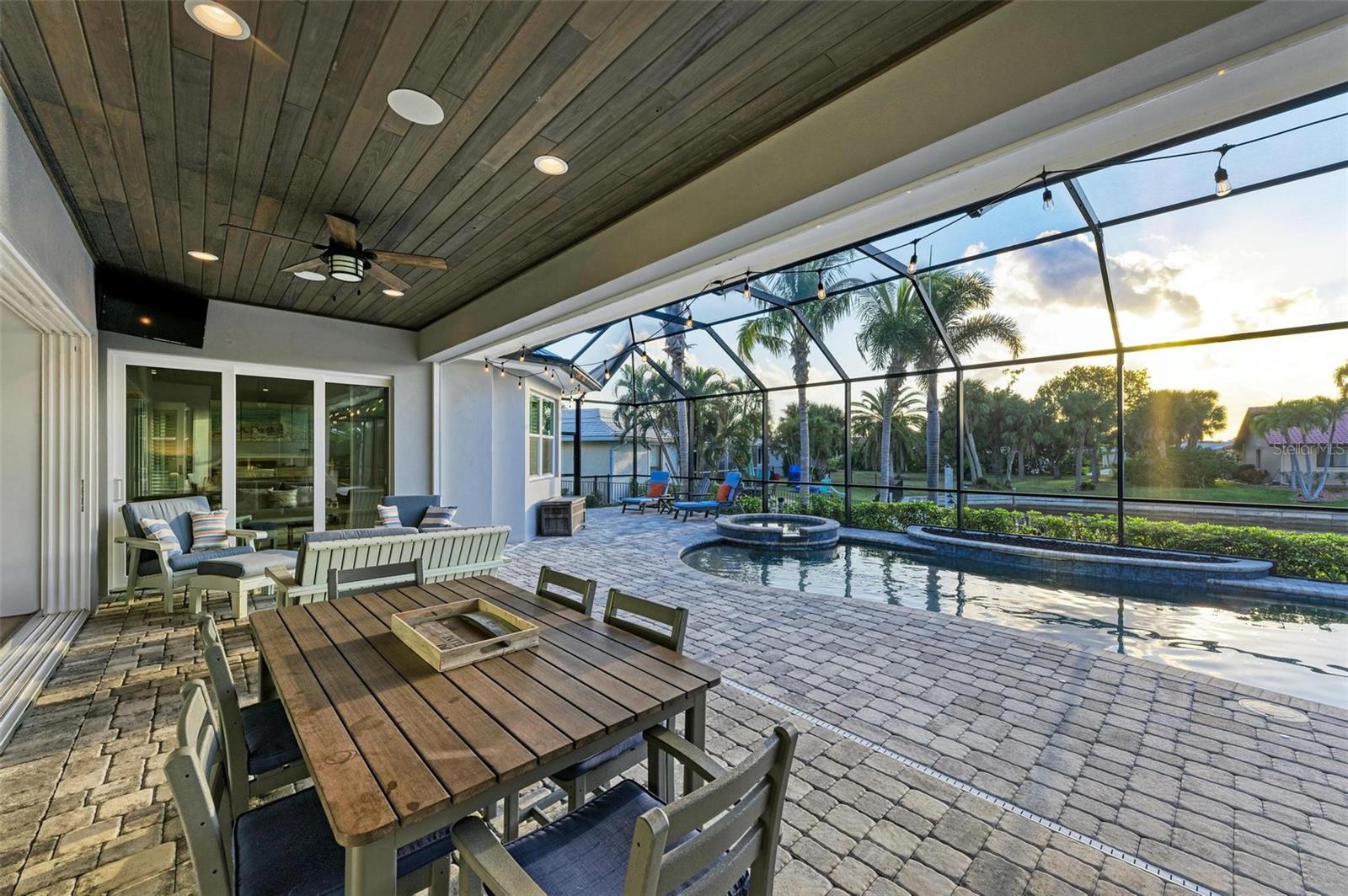 PUNTA GORDA ISLES SEC 04 - Residential