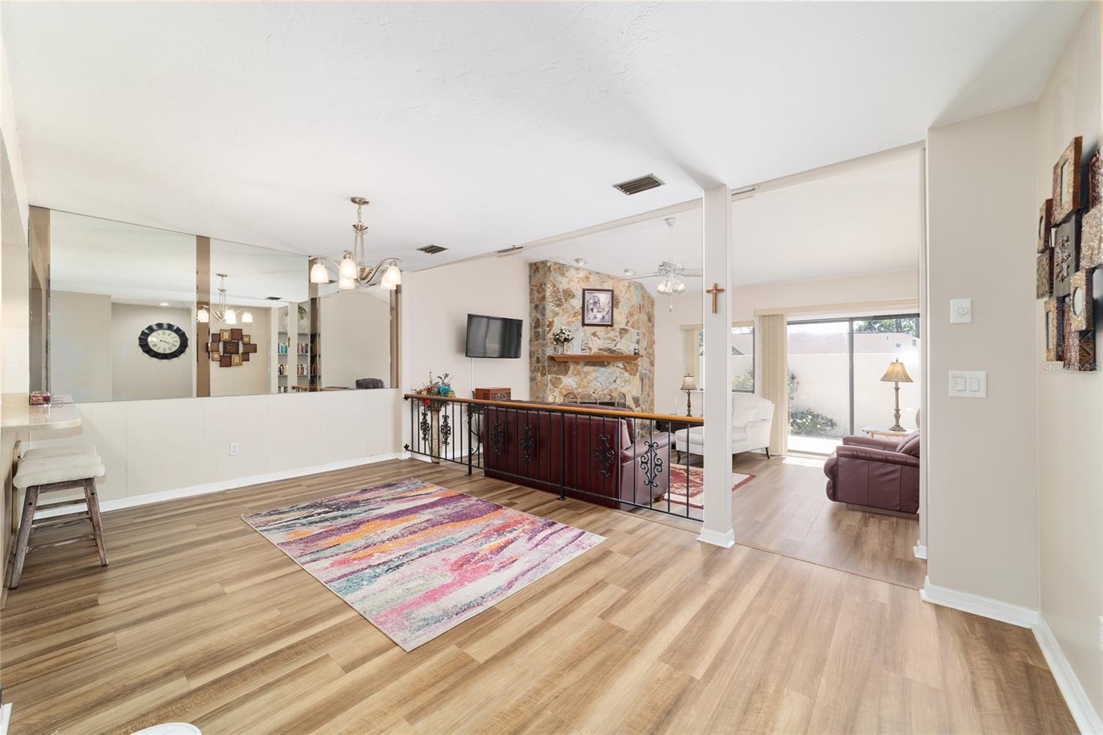 FOX MEADOW - Residential