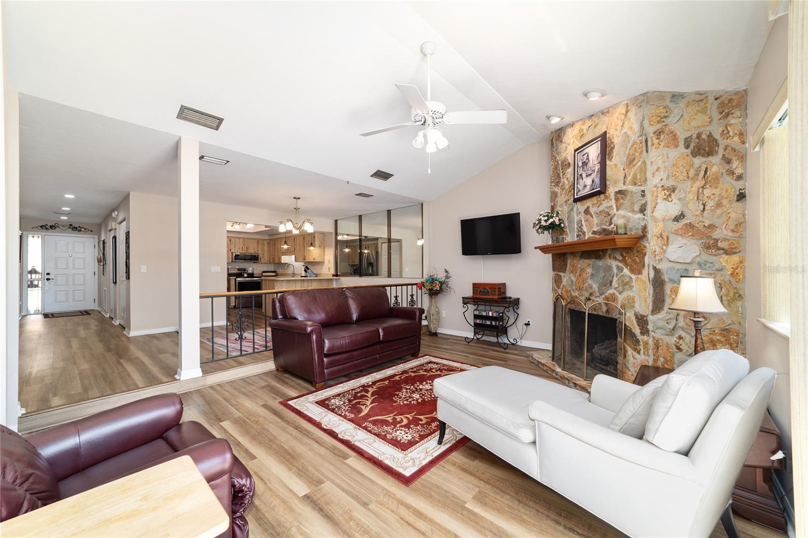 FOX MEADOW - Residential