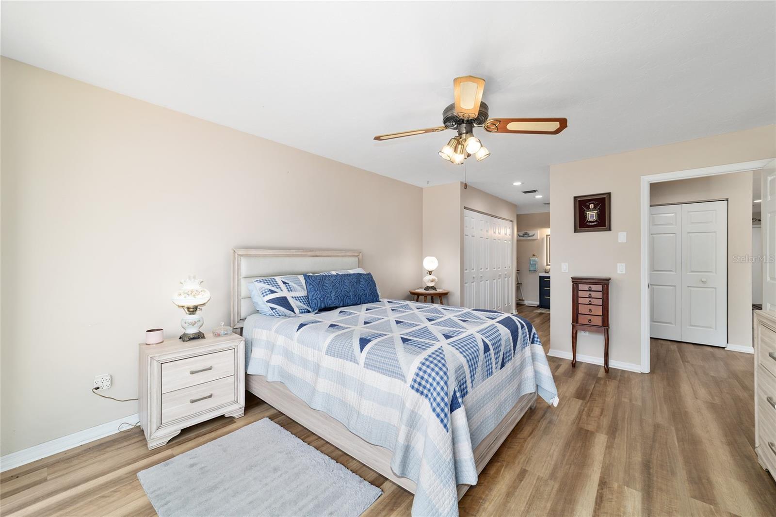 FOX MEADOW - Residential