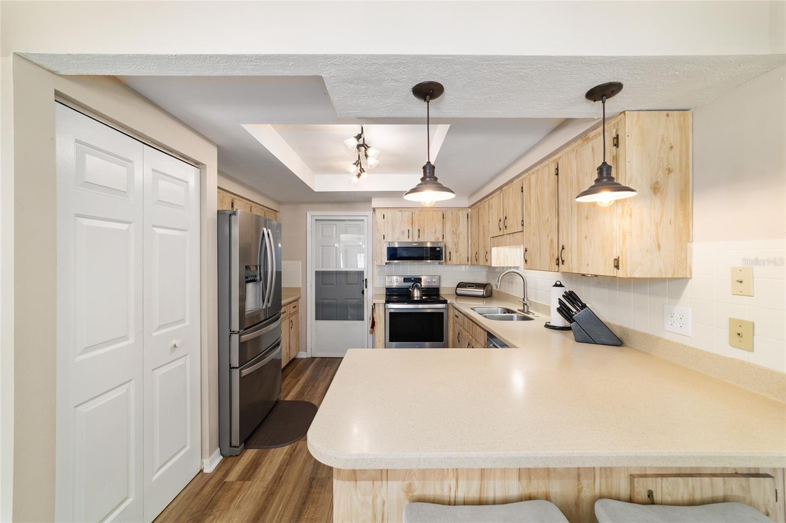 FOX MEADOW - Residential