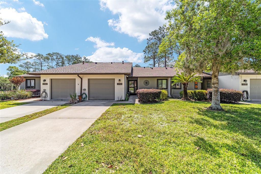 Photo of 1703 NE 38th Avenue, Ocala, FL 34470 (MLS # OM722685)