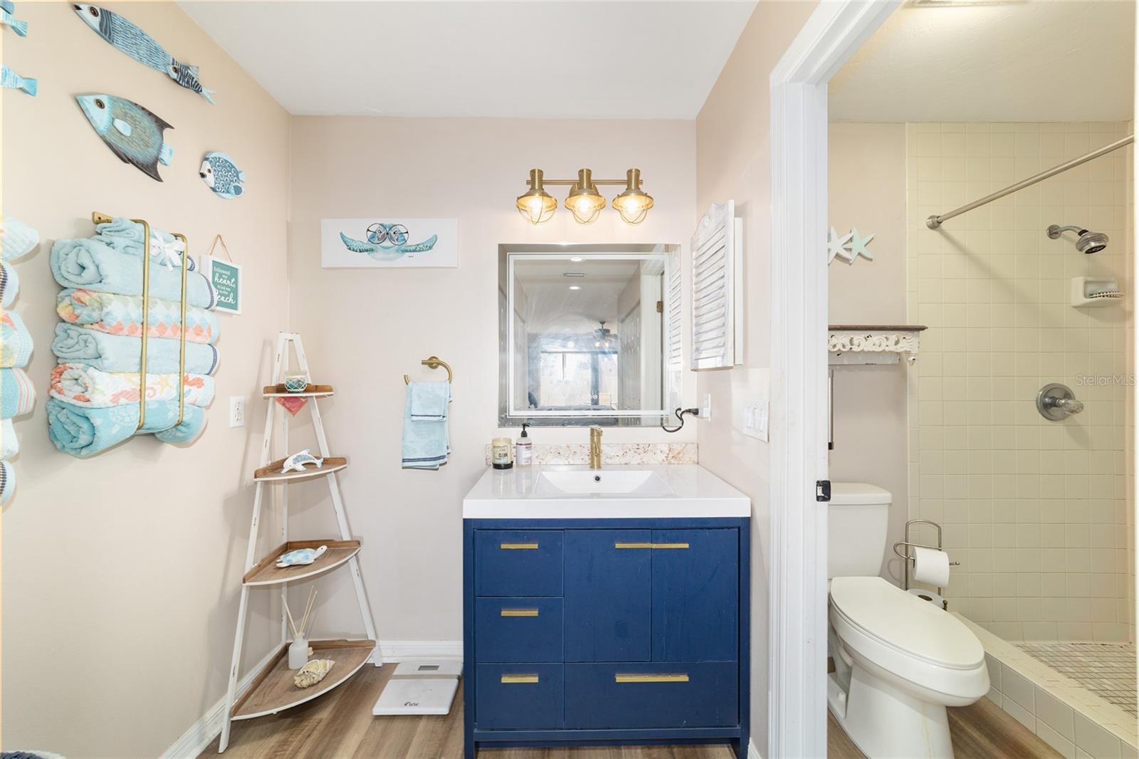 FOX MEADOW - Residential