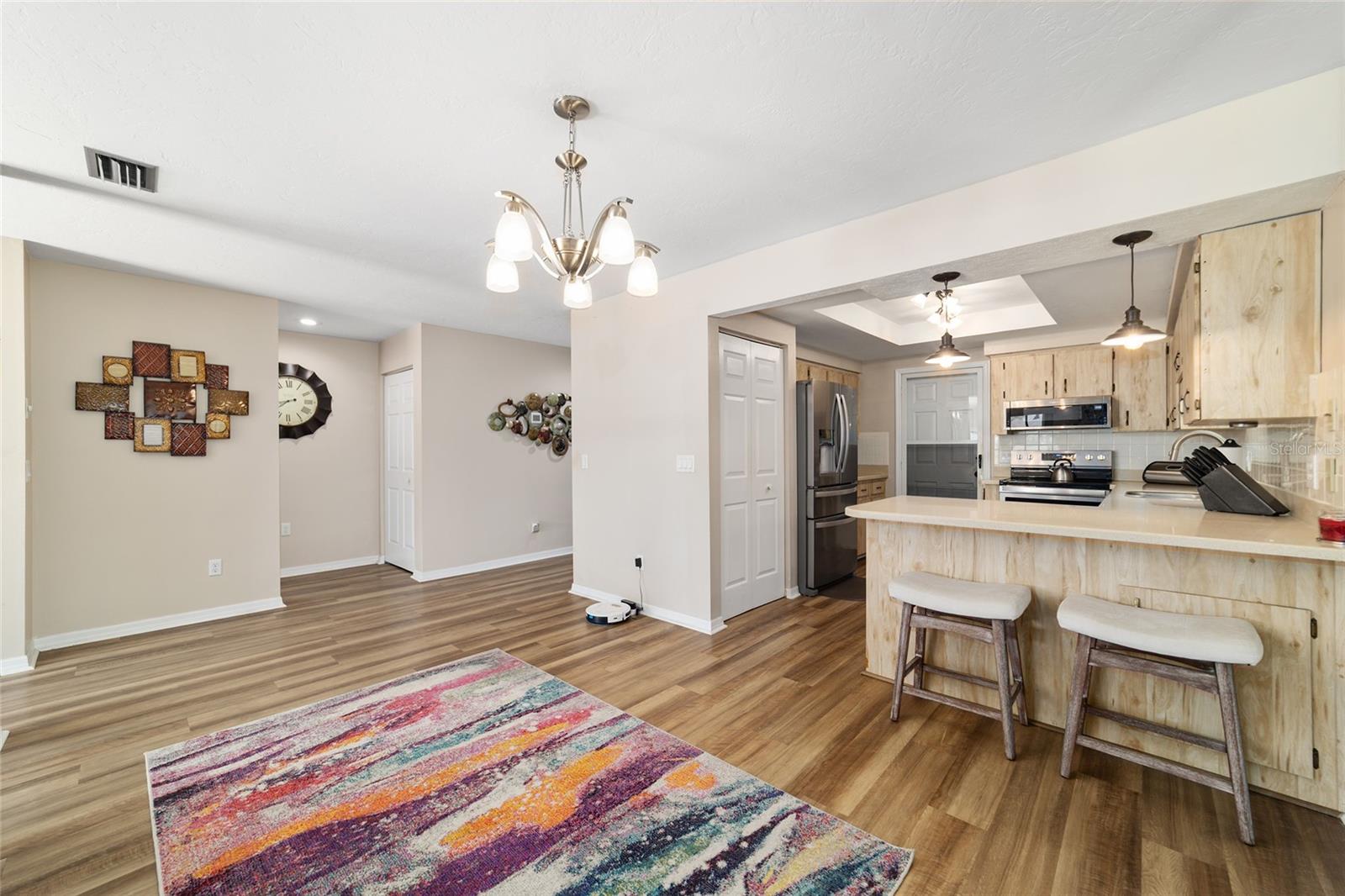 FOX MEADOW - Residential