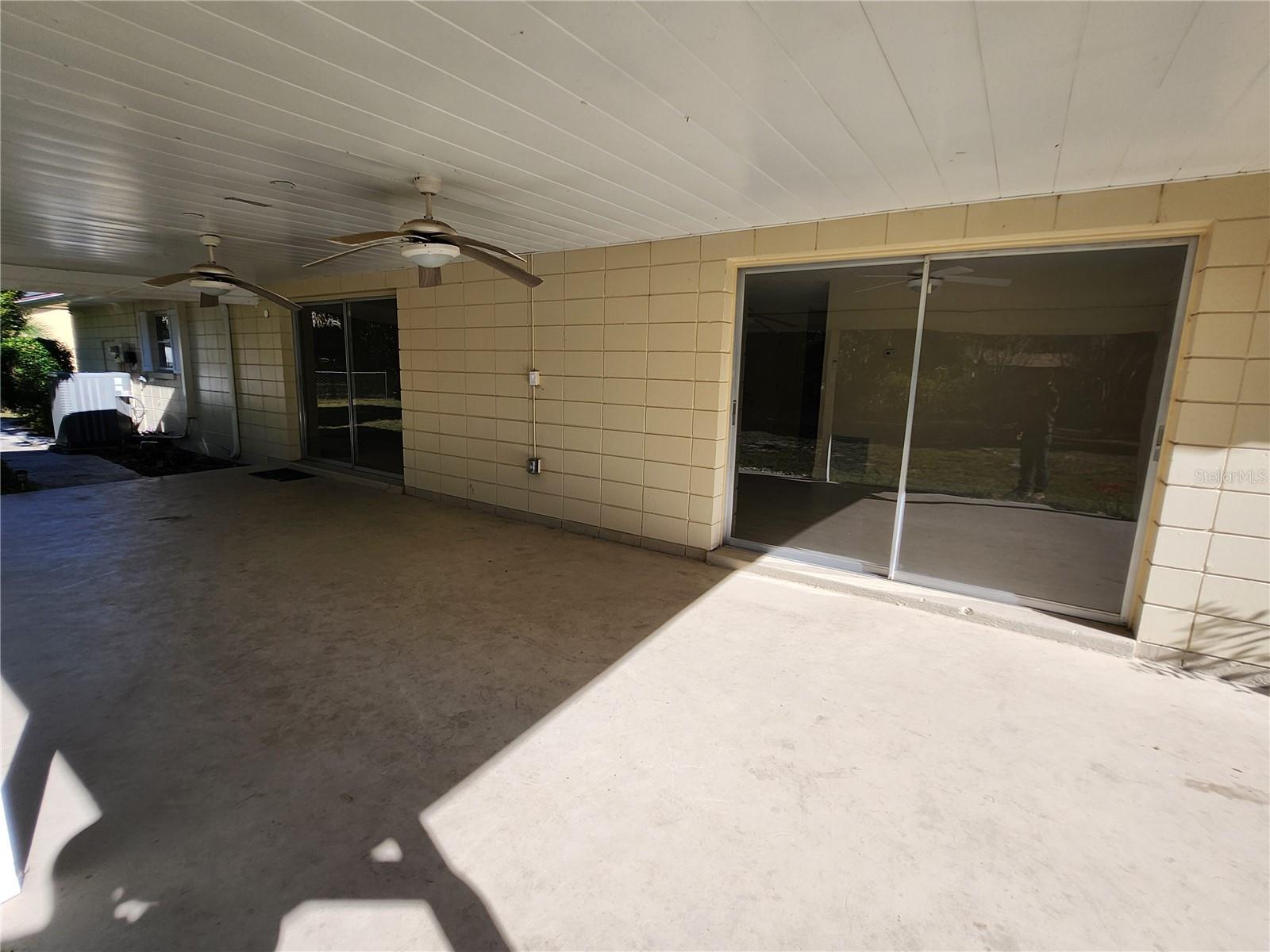 SILVER SPGS SHORES 04 - Residential