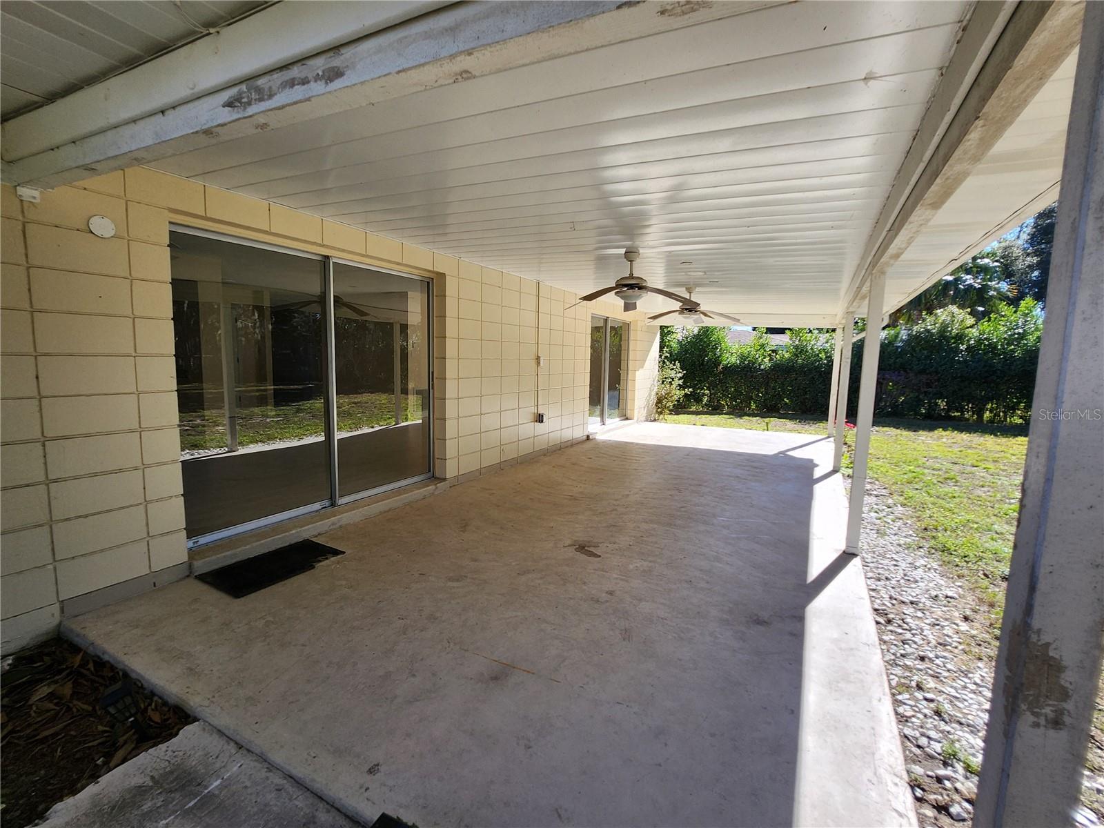 SILVER SPGS SHORES 04 - Residential