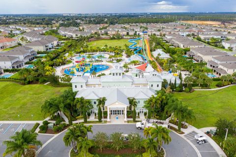 A home in KISSIMMEE