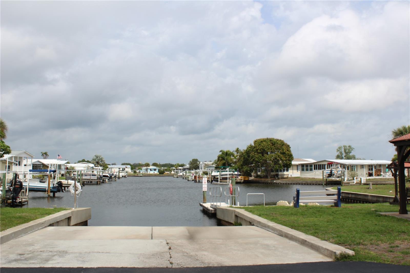 MOBEL AMERICANA MOBILE HOME PARK UNREC - Residential