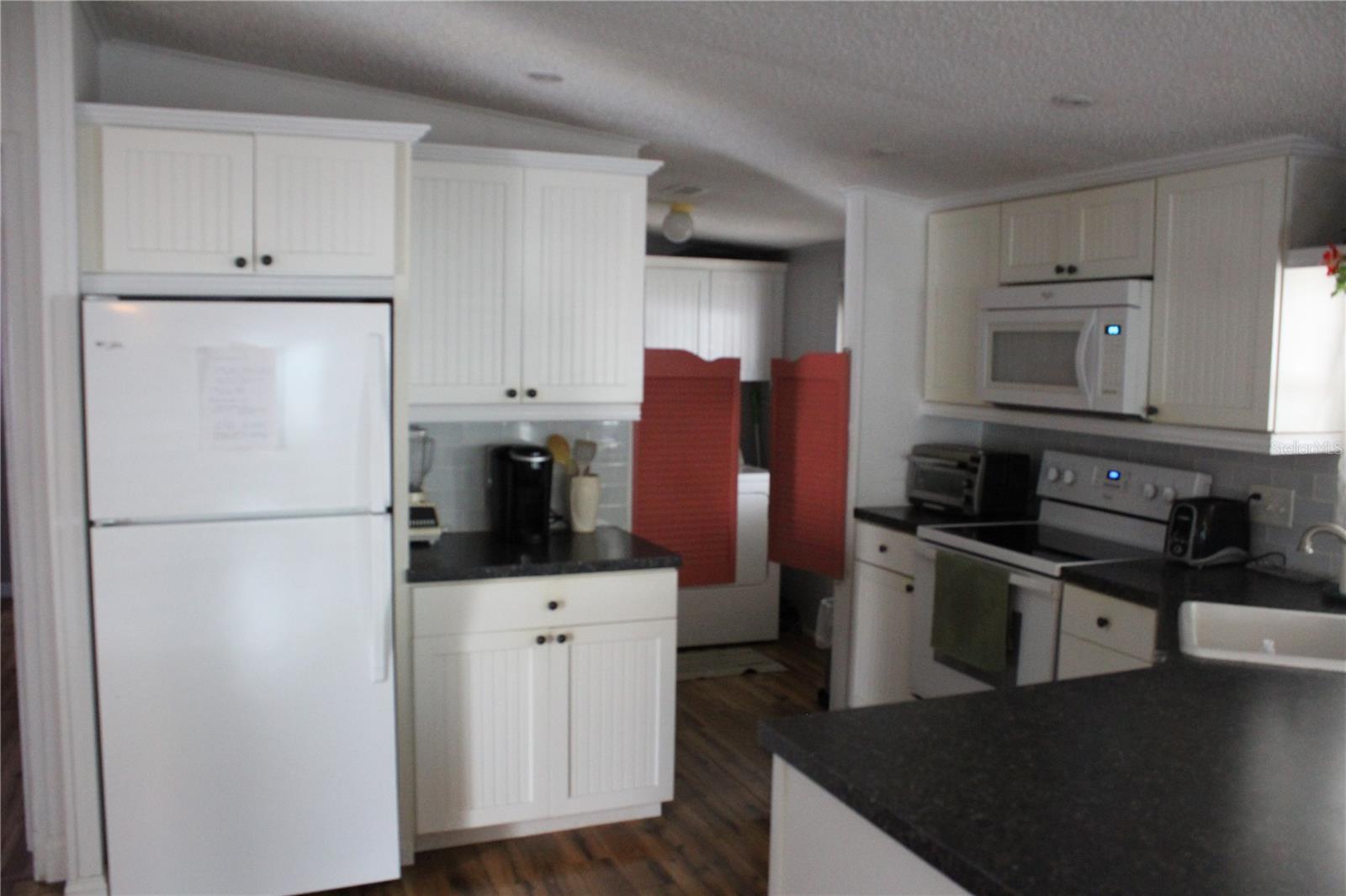 MOBEL AMERICANA MOBILE HOME PARK UNREC - Residential