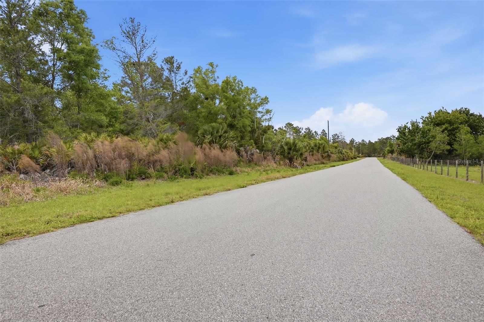 SORRENTO SHORES - Residential