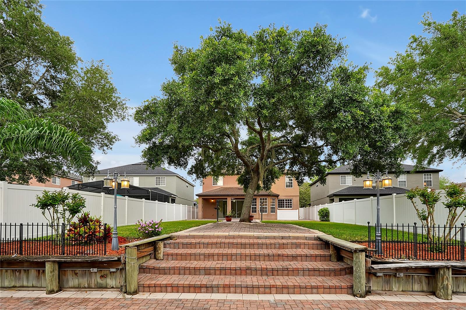 10233 SEROTINA COURT