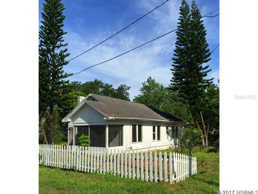 BUILDER OR INVESTOR ALERT!!! POSSIBLE OWNER FINANCING... Catch a glimpse of the river from this 100x96 sq. ft. treed lot! Has a 1000 sq. ft. house, but is a gorgeous lot to build your dream house just minutes from Canal Street and all the fun at the mid island restaurants...Outriggers, Merks and the newly planned riverfront complex being added next to the boat ramp....Own your own little piece of paradise until you are ready to build or make it your own with a remodel! ;Water: Available at Site