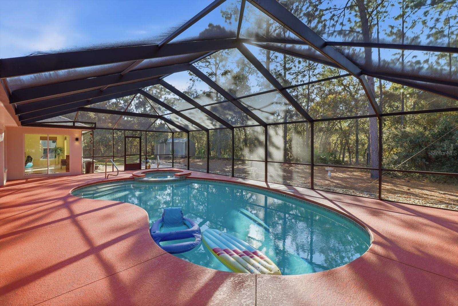 PINE RIDGE UNIT 03 - Residential