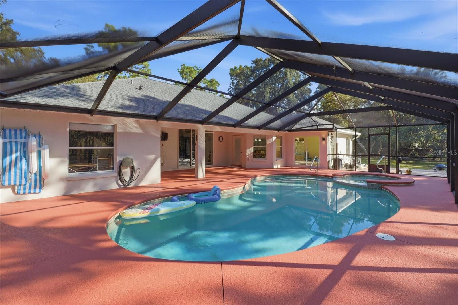 PINE RIDGE UNIT 03 - Residential