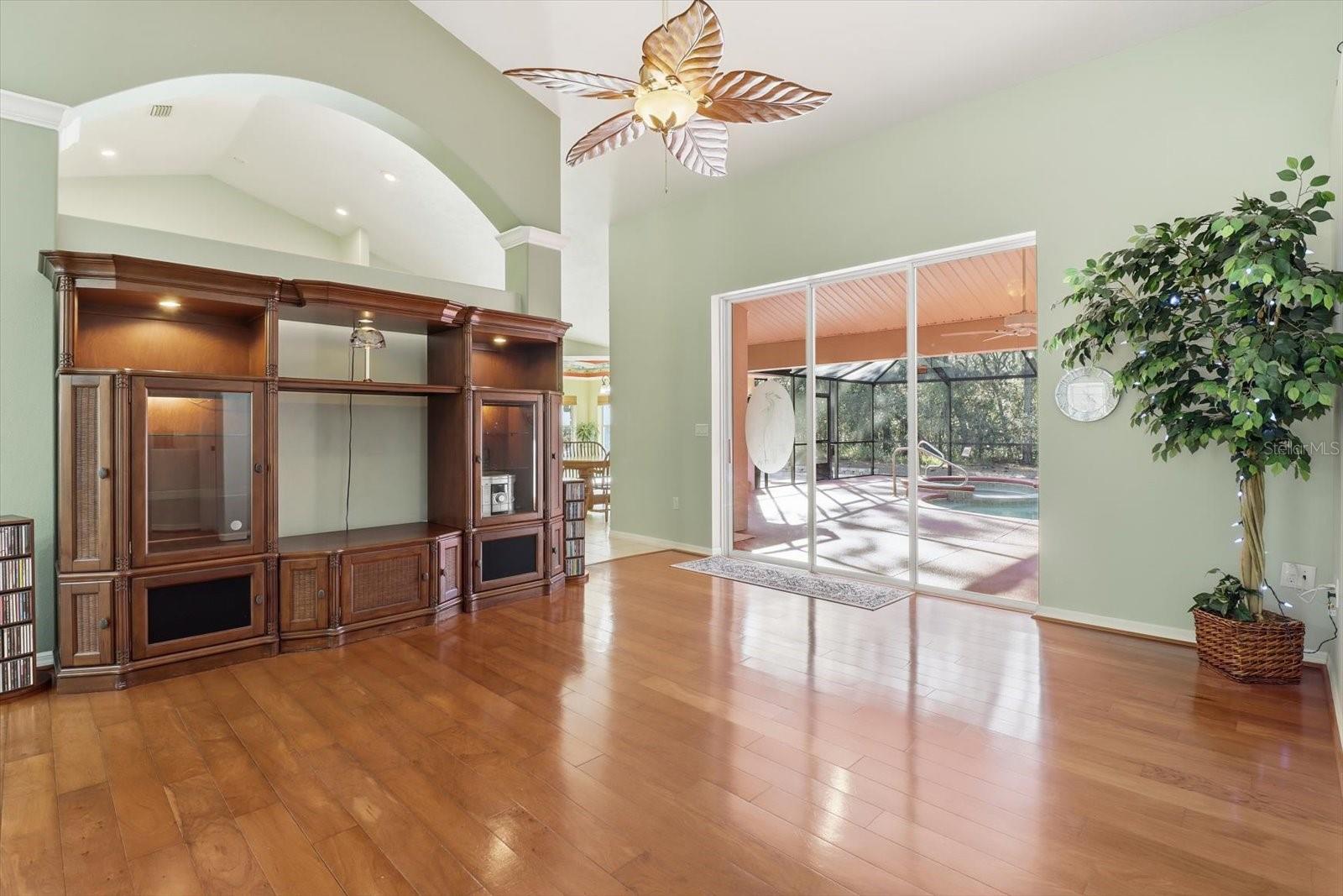 PINE RIDGE UNIT 03 - Residential