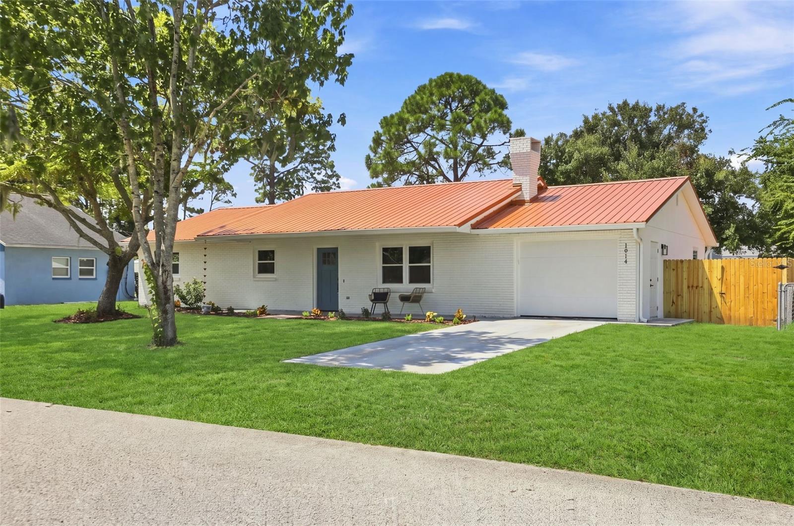 1914 SABAL PALM DRIVE