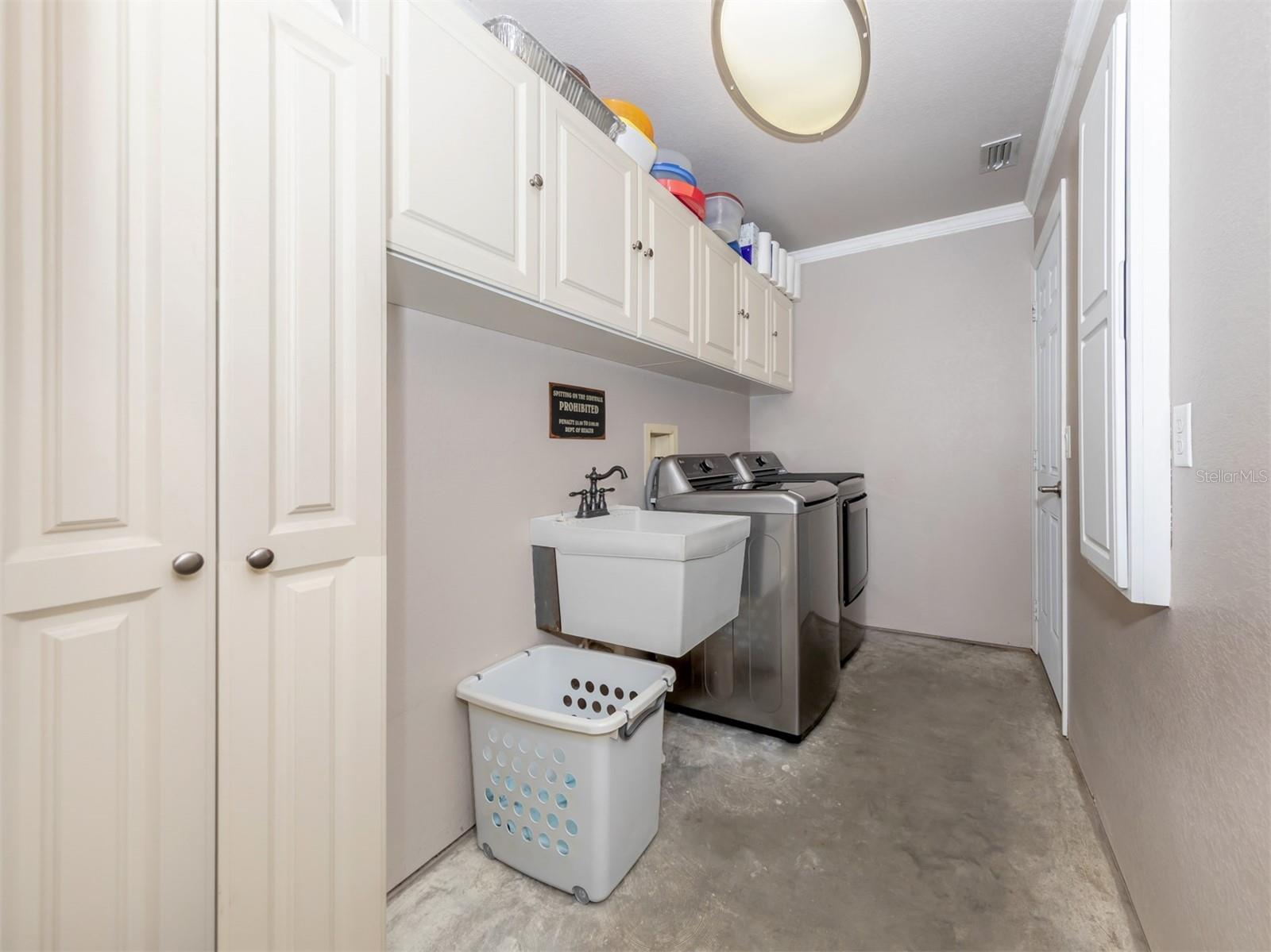 DALELAKE ESTATES - Residential