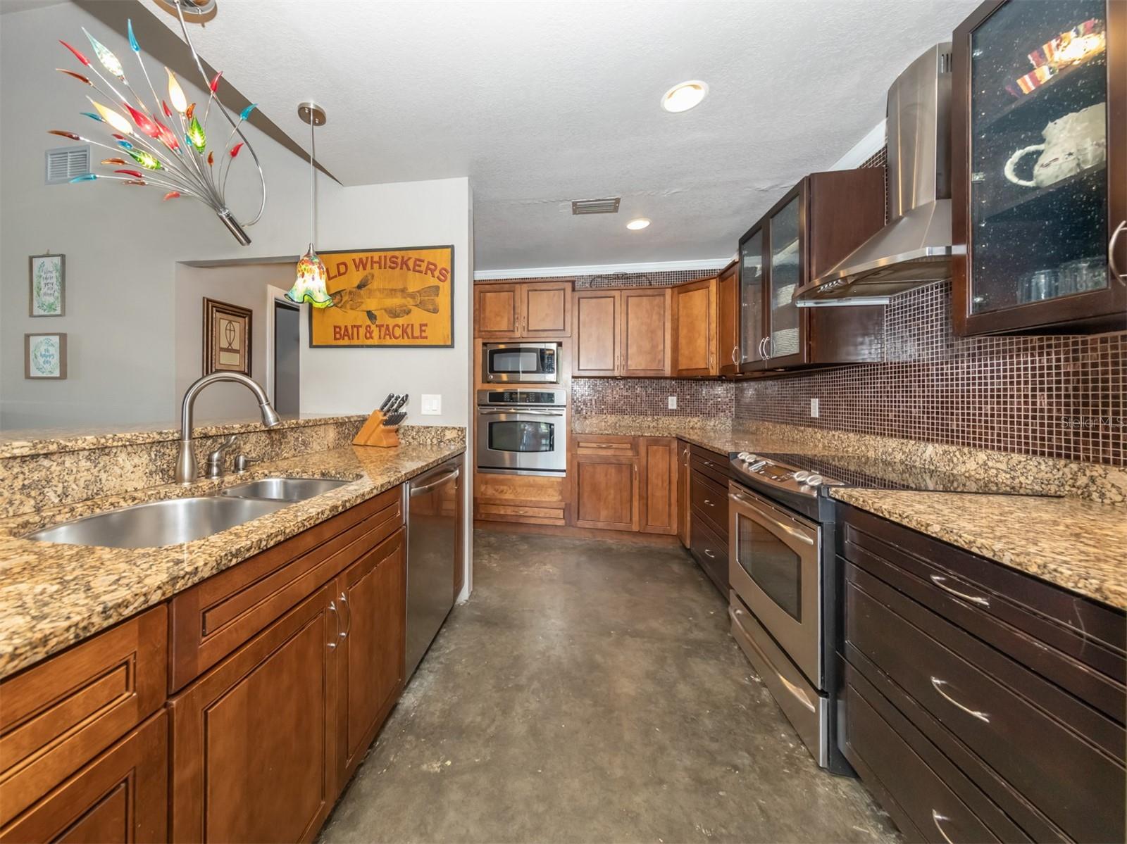 DALELAKE ESTATES - Residential