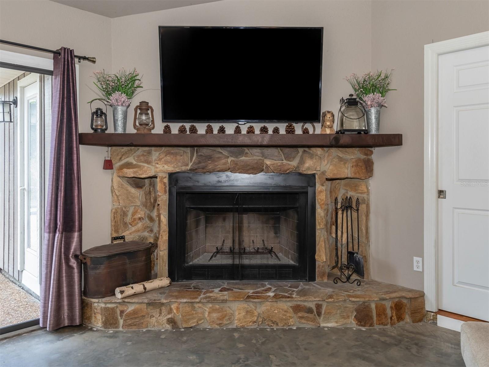 DALELAKE ESTATES - Residential