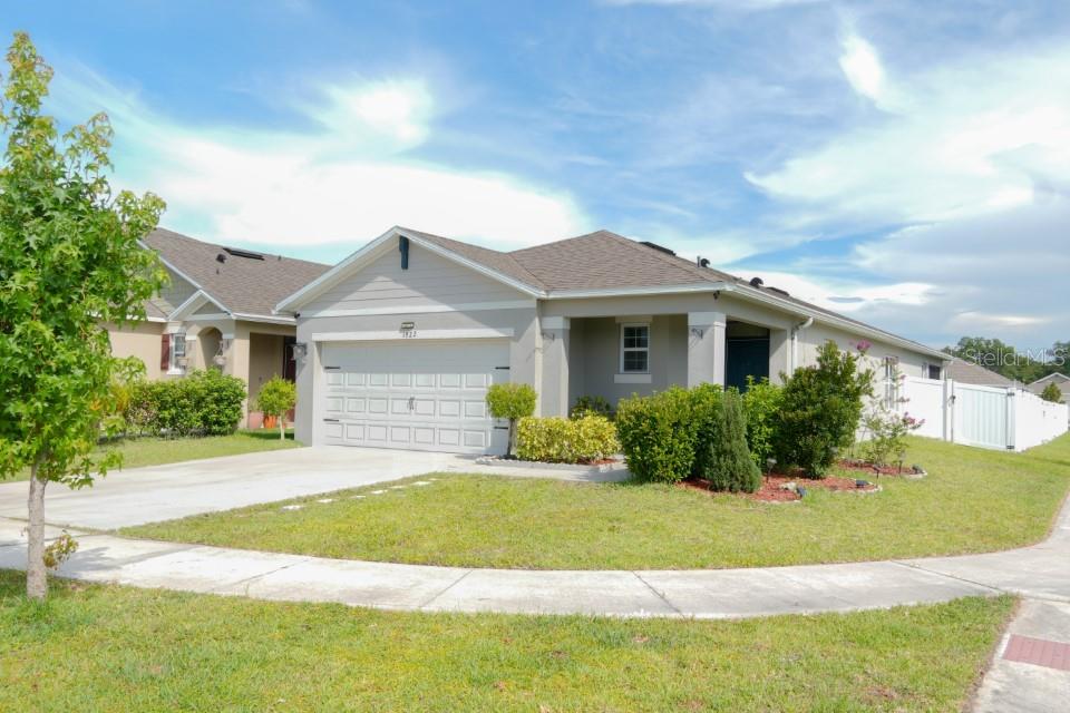 1922 FOUNTAINS DRIVE