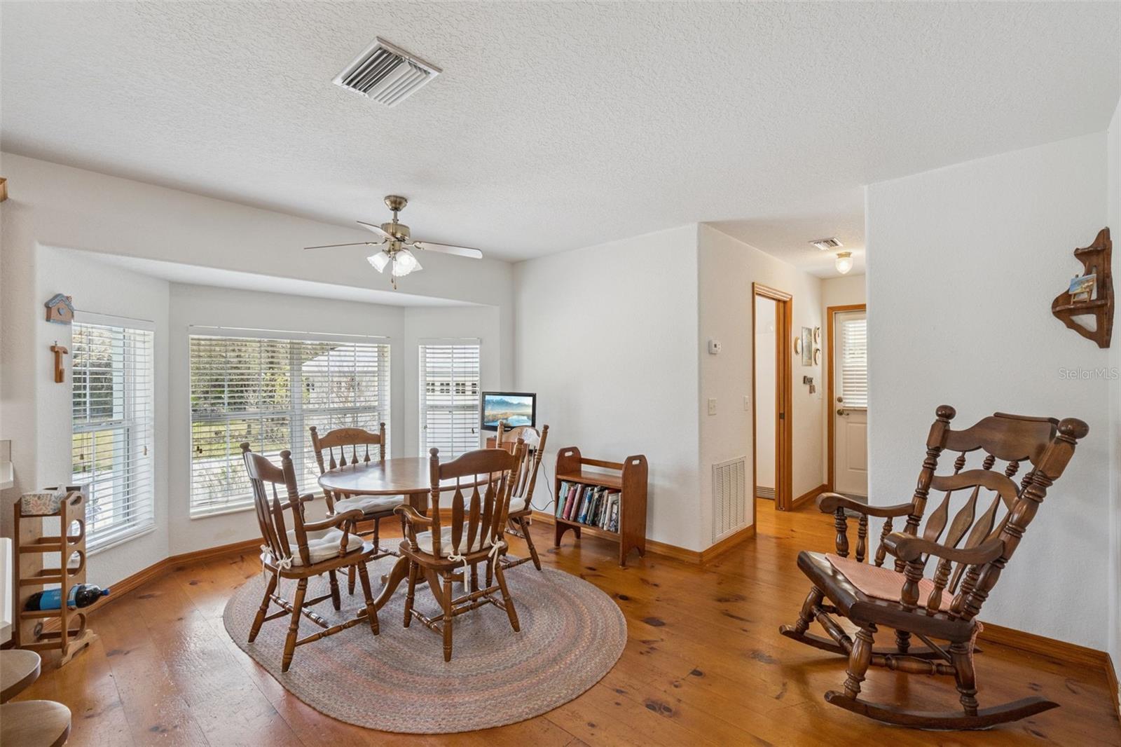 ROYAL TRAILS UNIT 01 - Residential